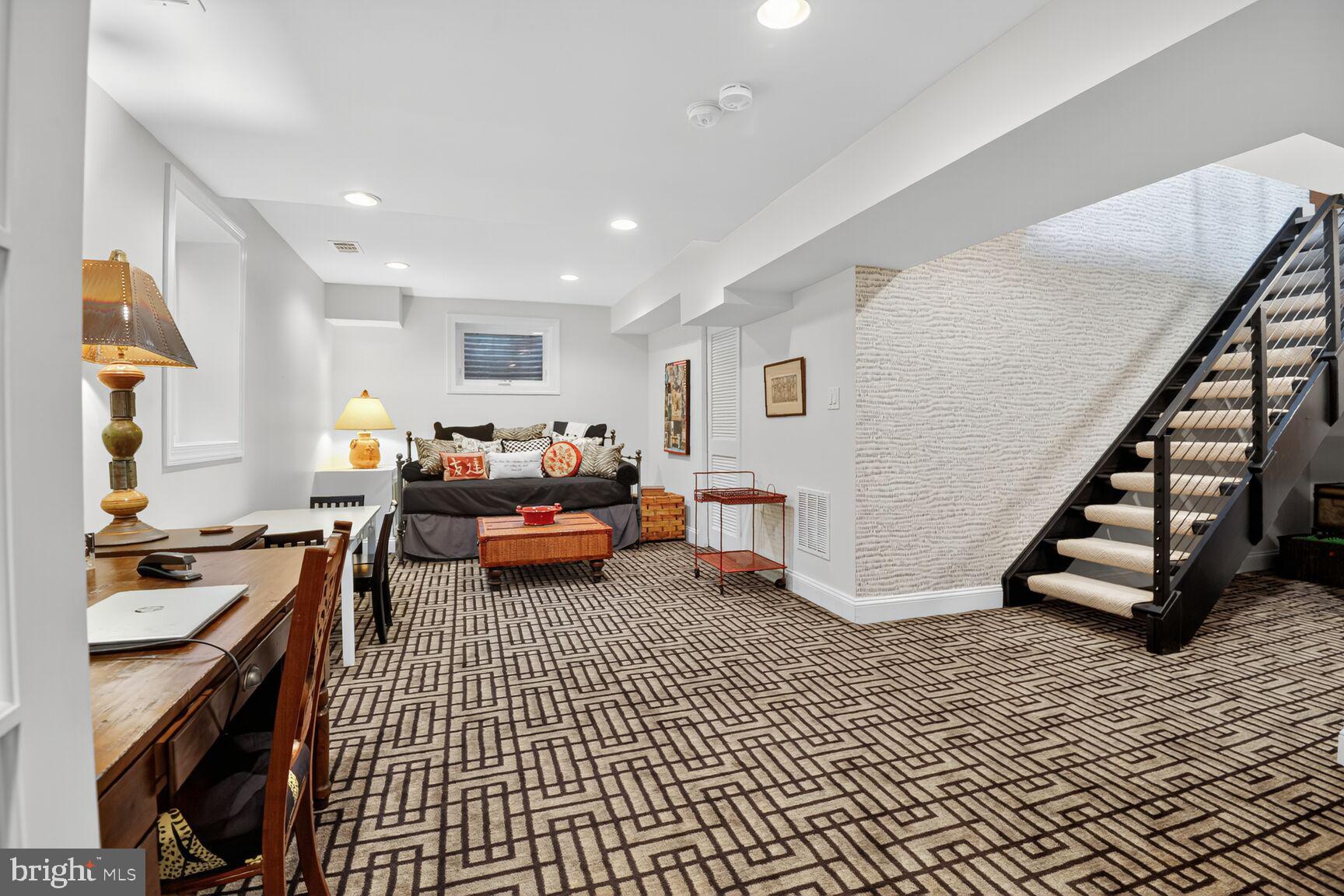 WOLF TRAP WOODS - Residential