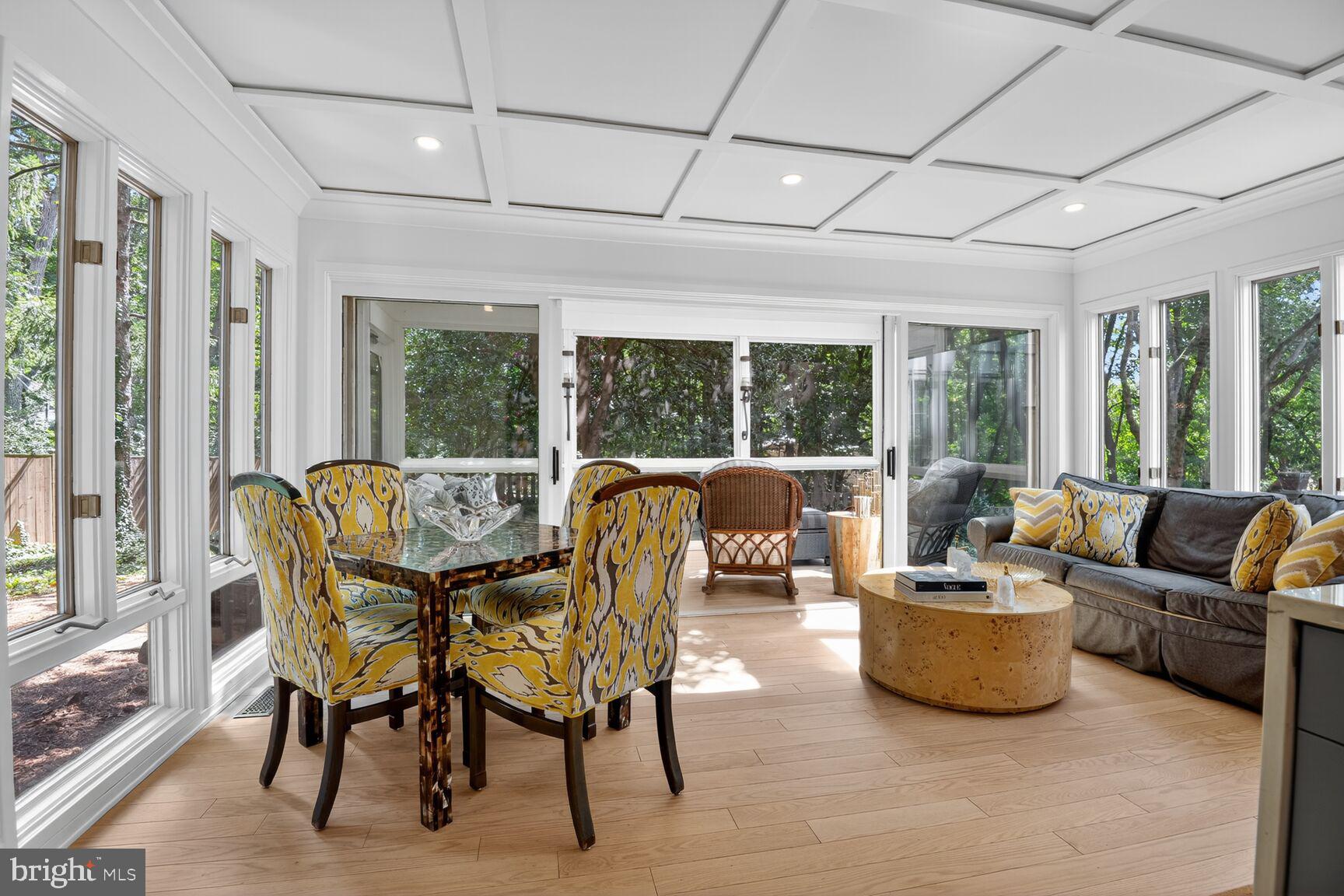 WOLF TRAP WOODS - Residential