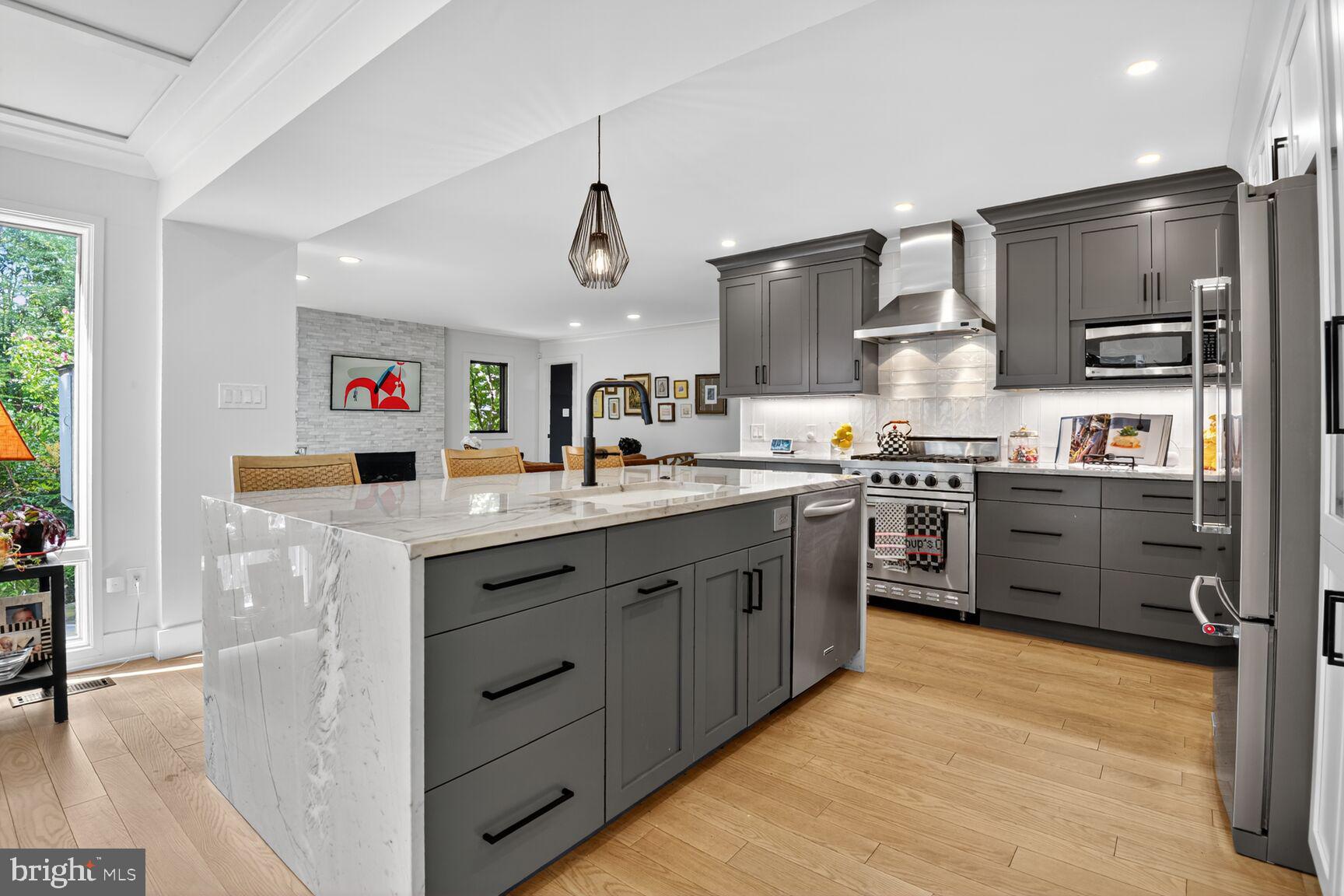 WOLF TRAP WOODS - Residential