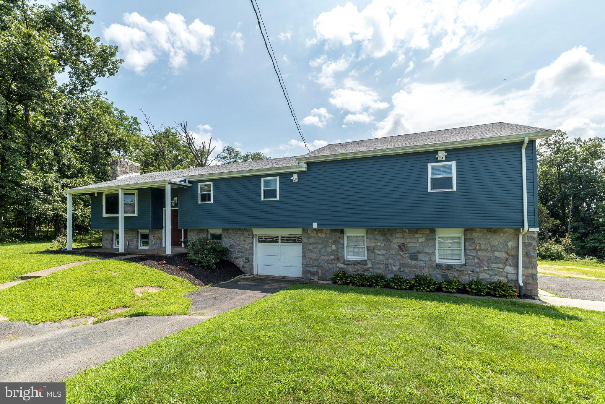 402 N Layfield Road, Perkiomenville, PA, 18074