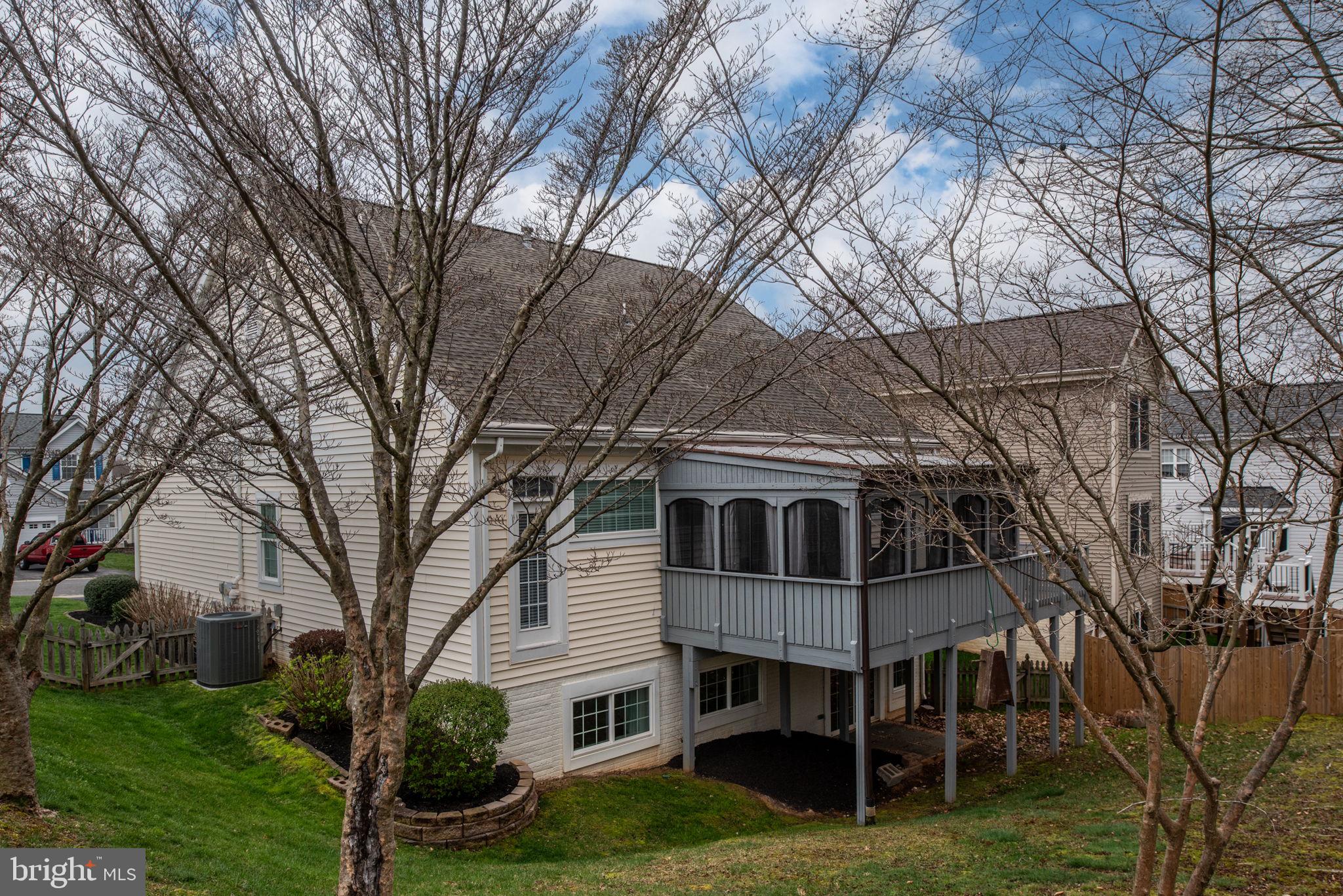 MONTCLAIR - Residential