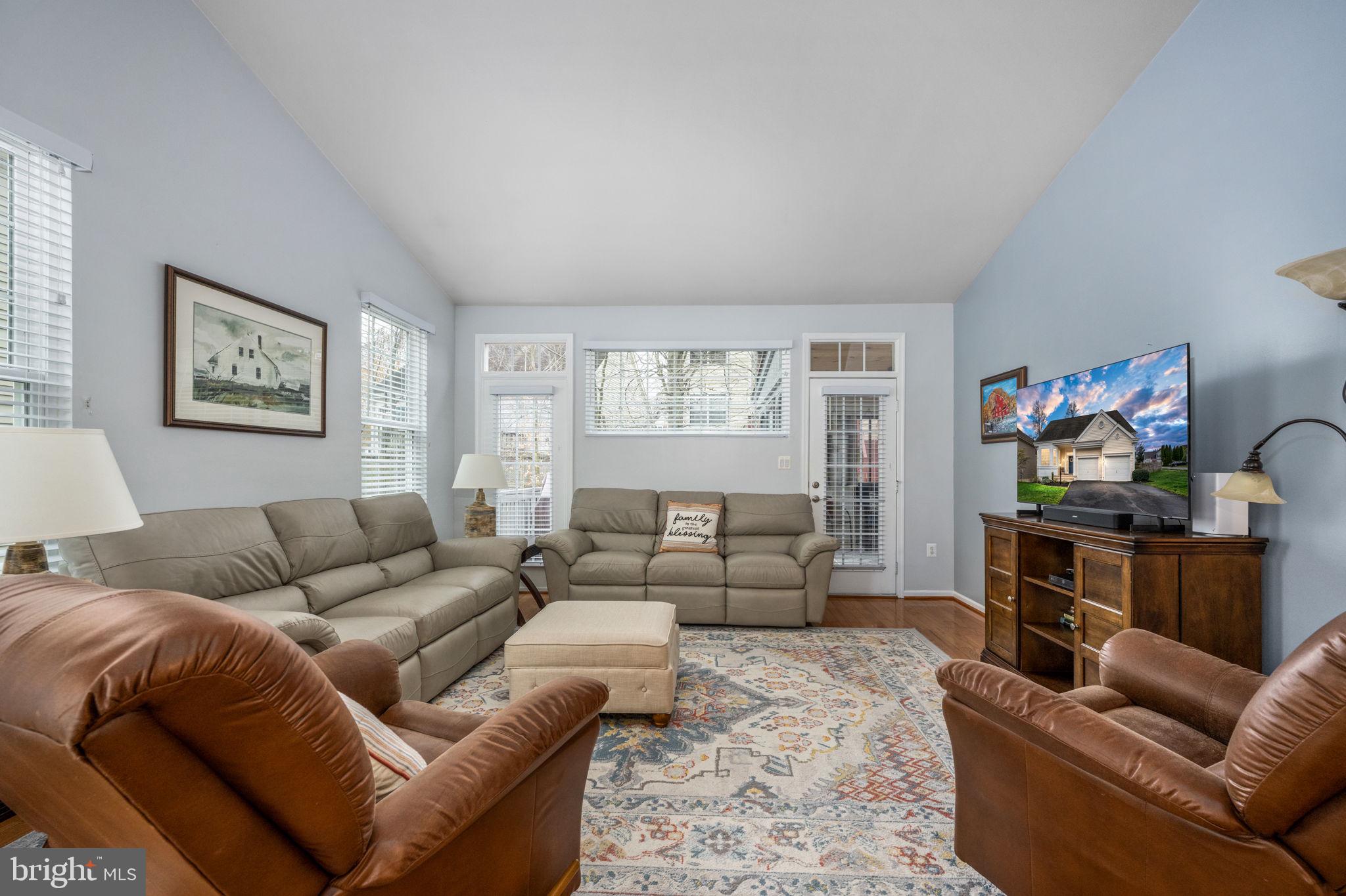 MONTCLAIR - Residential