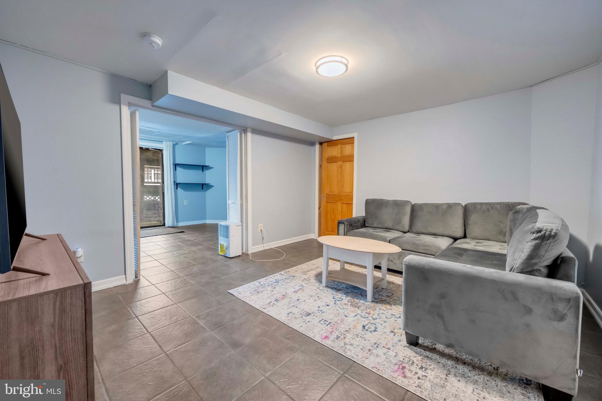 DORCHESTER - Residential