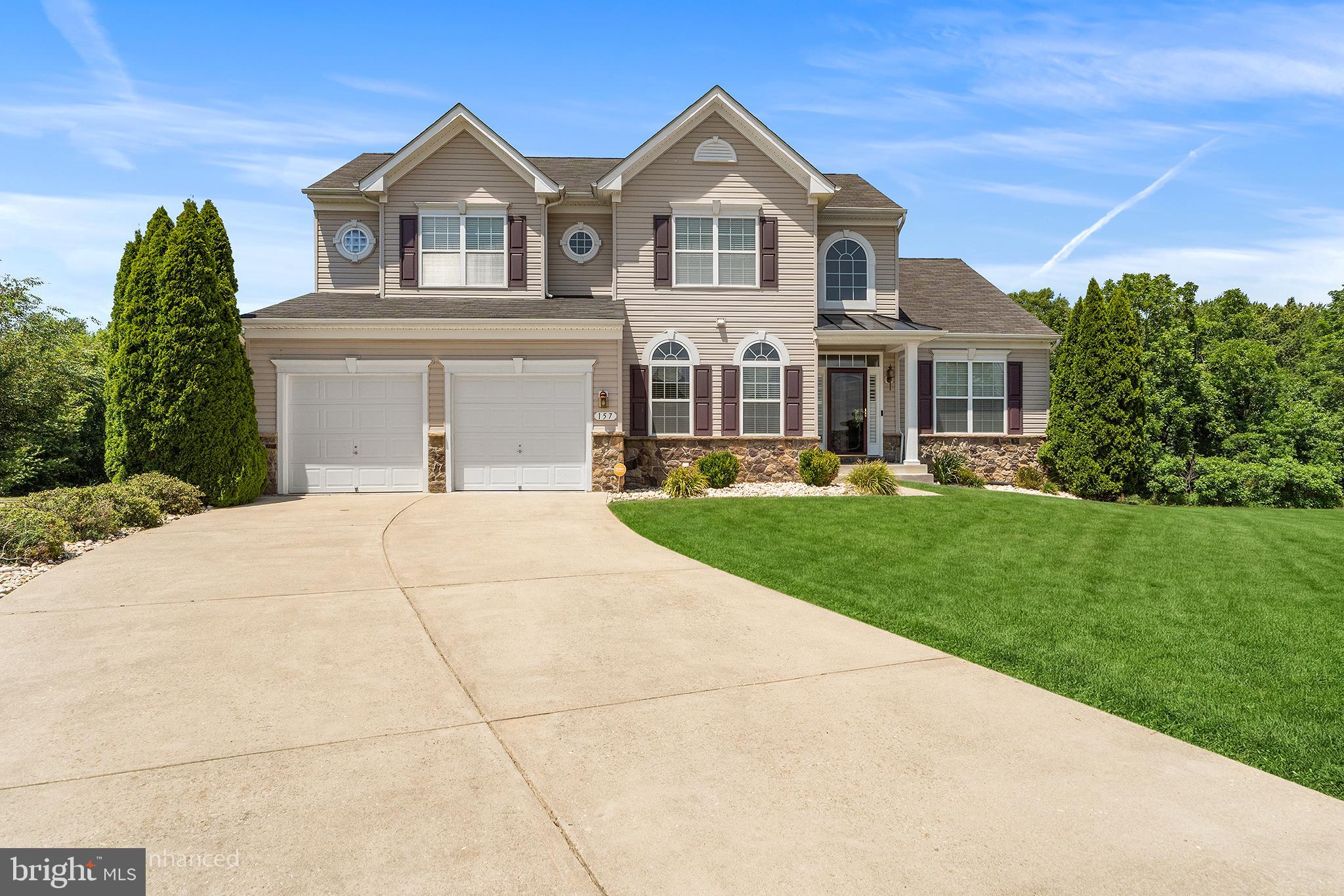 157 CROMWELL COURT