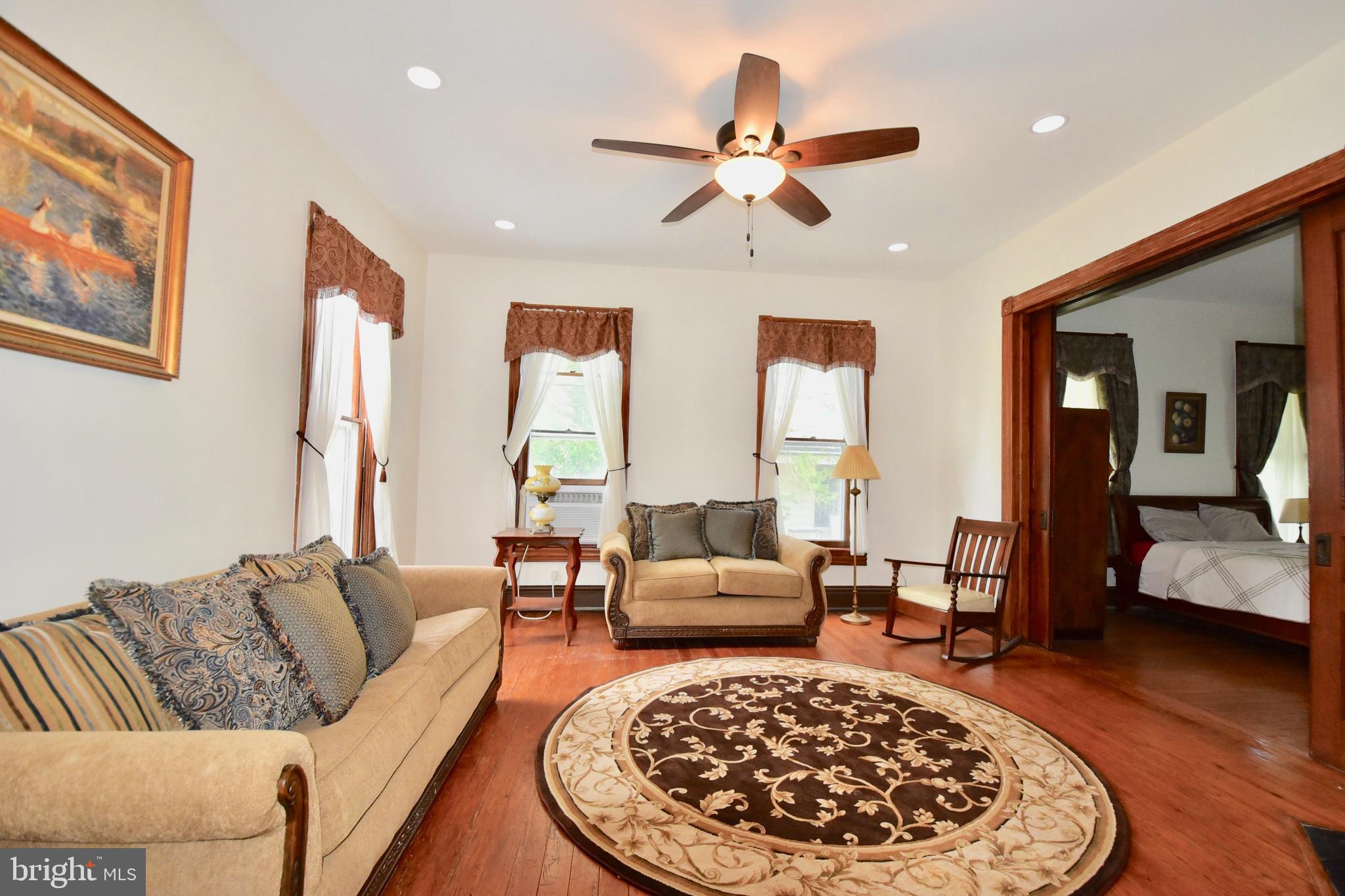 HISTORIC DISTRICT - WEST END - Residential Lease