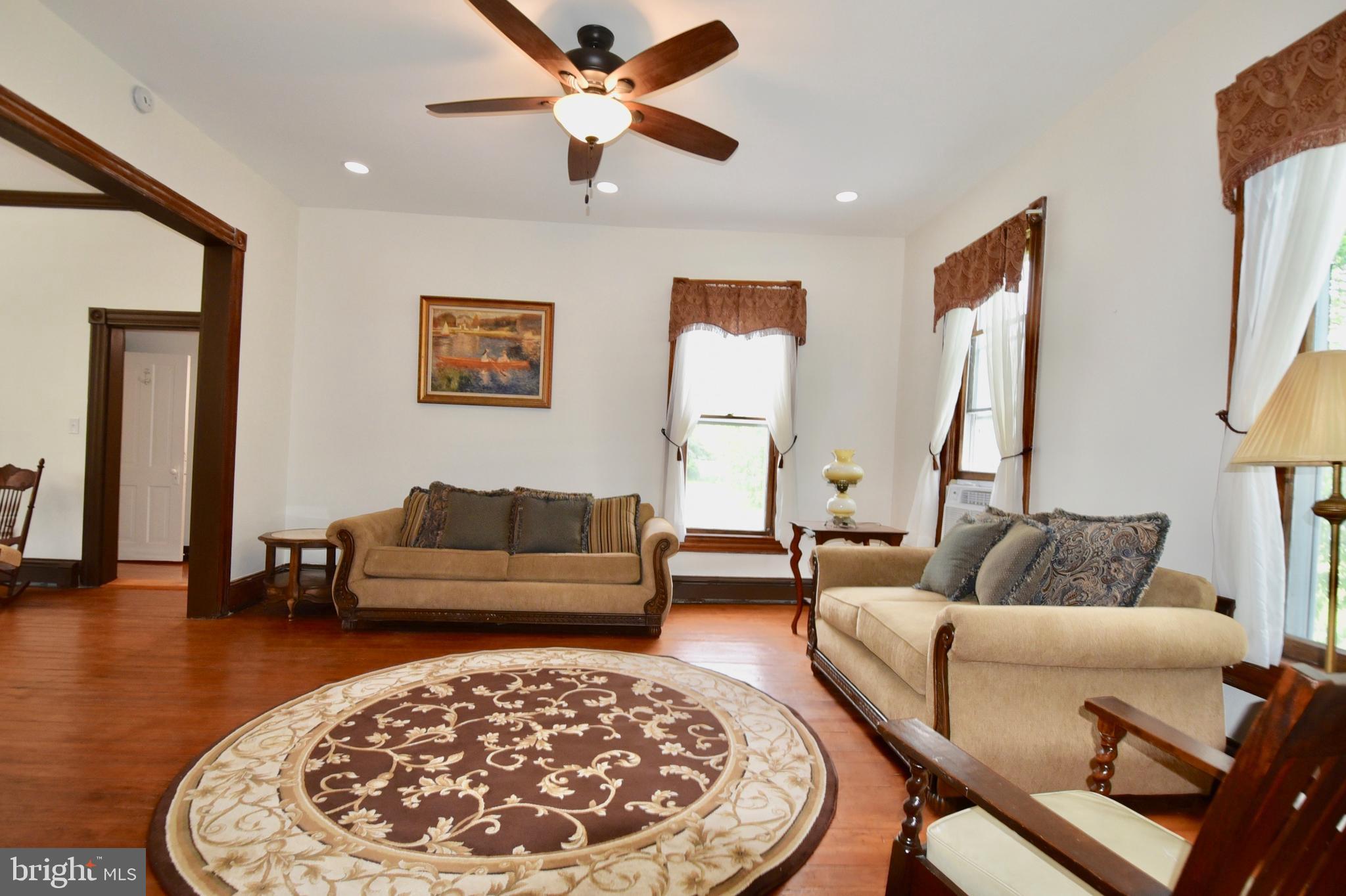 HISTORIC DISTRICT - WEST END - Residential Lease