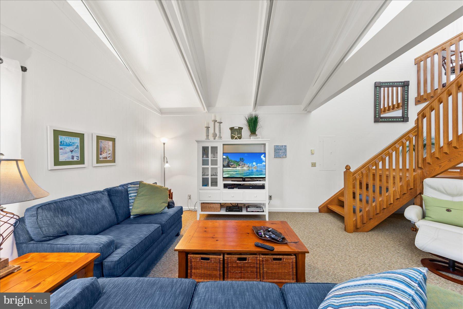 ANN ACRES - Residential