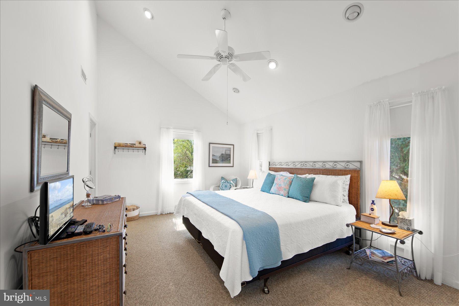 ANN ACRES - Residential