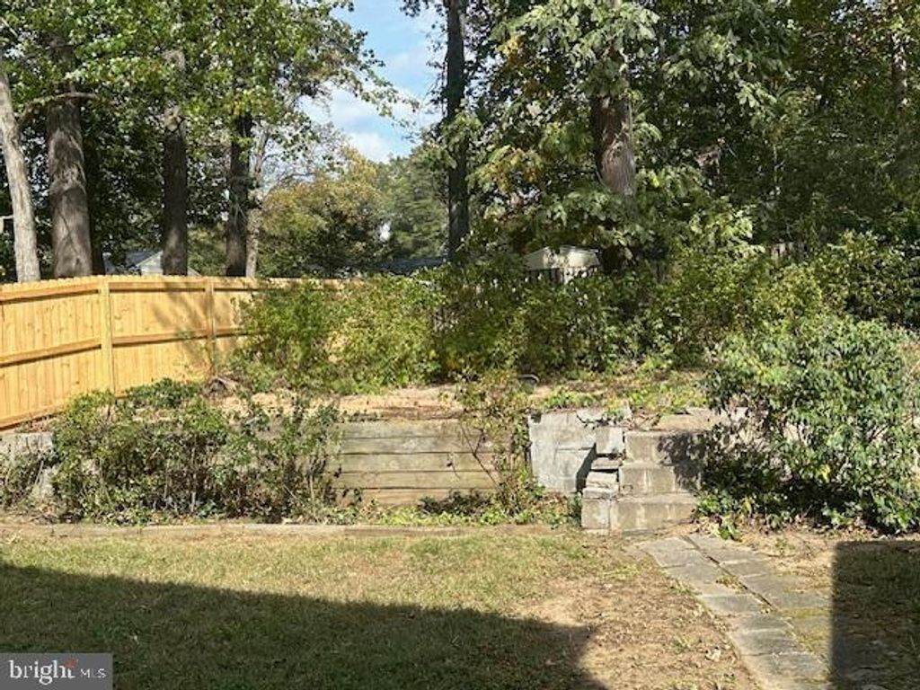 Photo of 1704 Tarleton Way, CROFTON, MD 21114 (MLS # MDAA2129330)