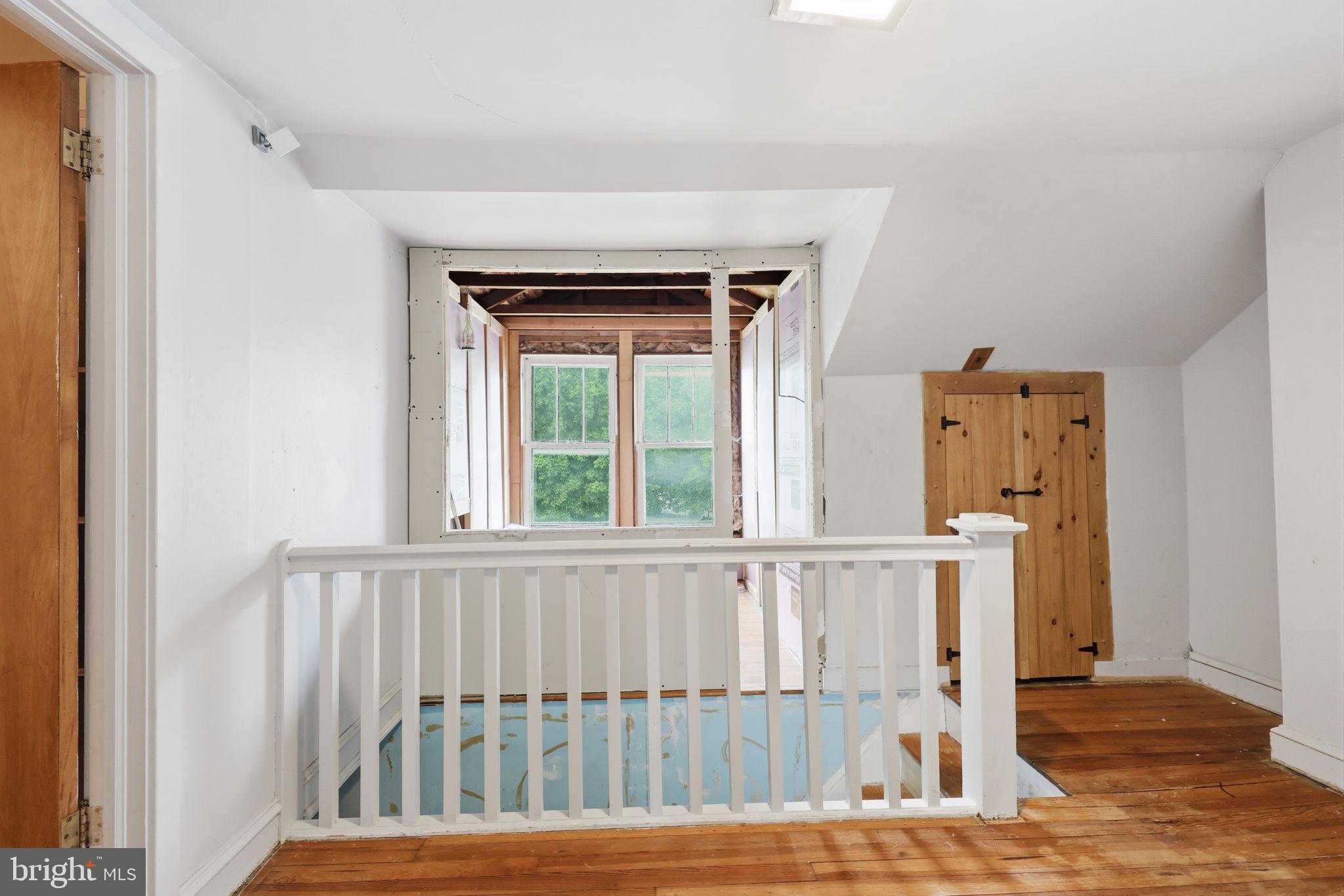 EDGELY - Residential