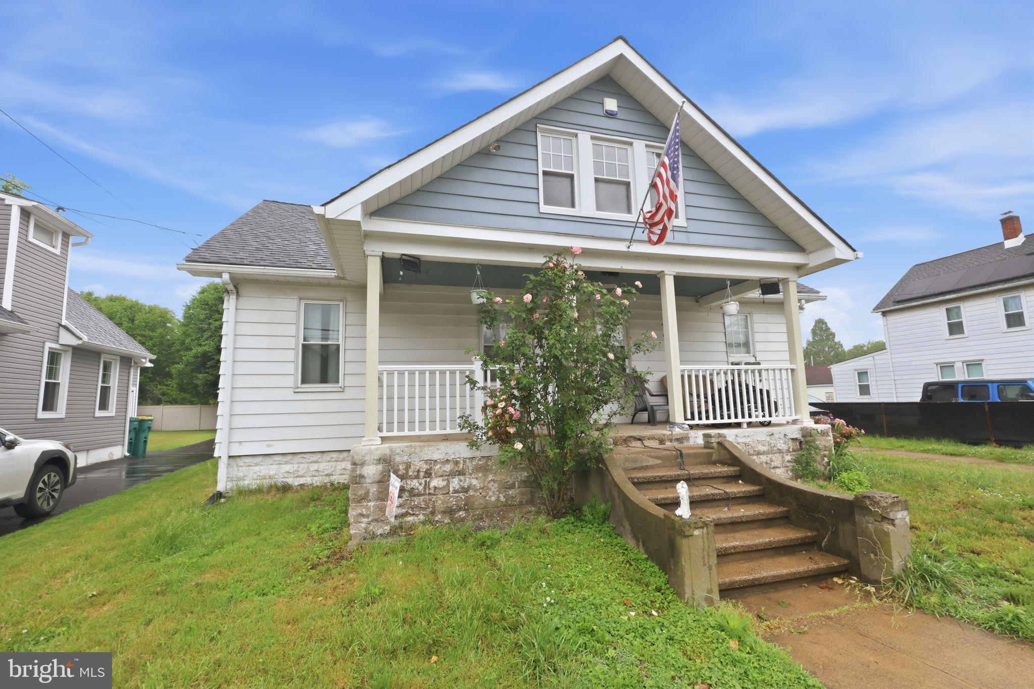 EDGELY - Residential