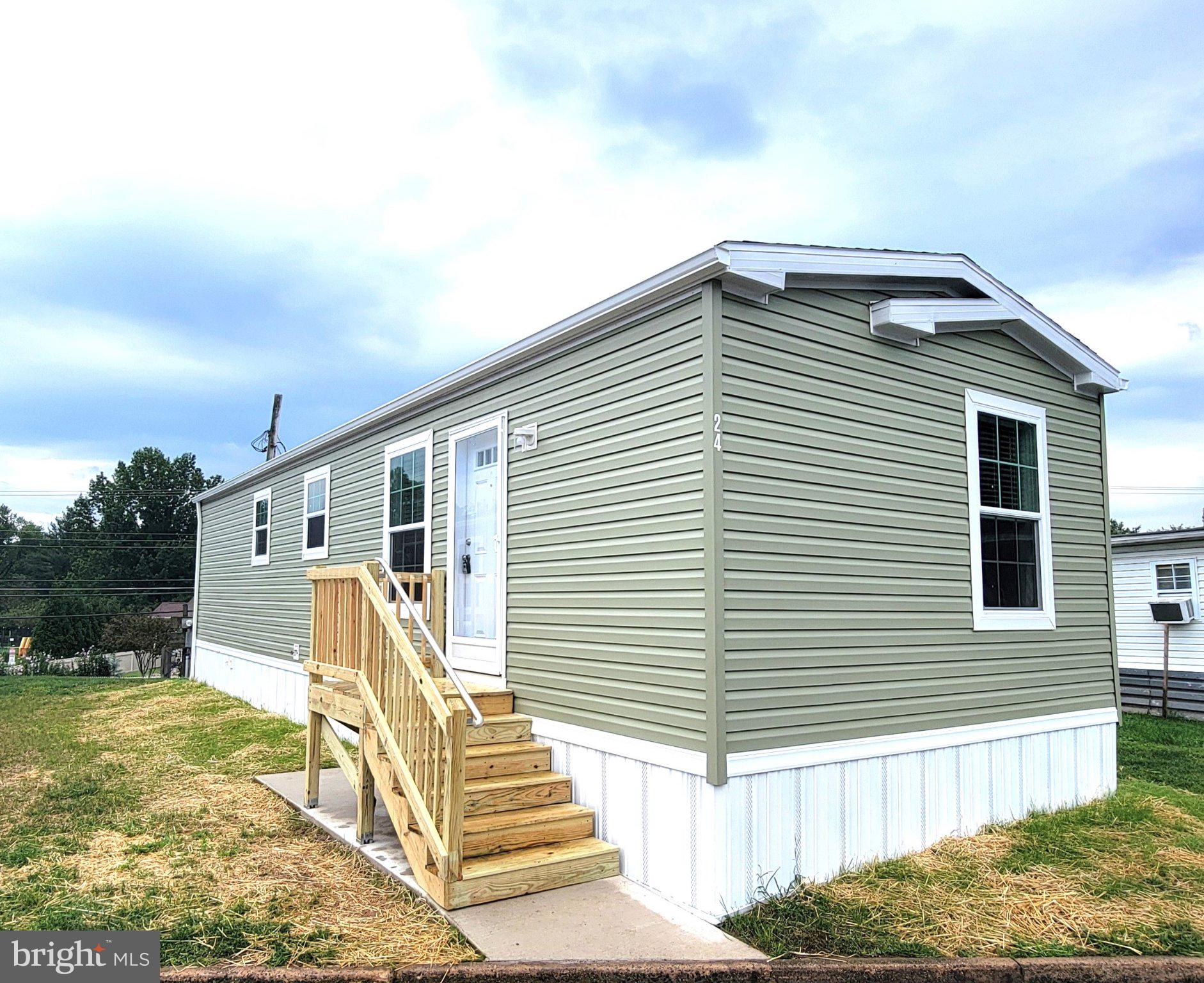 24 JOSEPH AVENUE