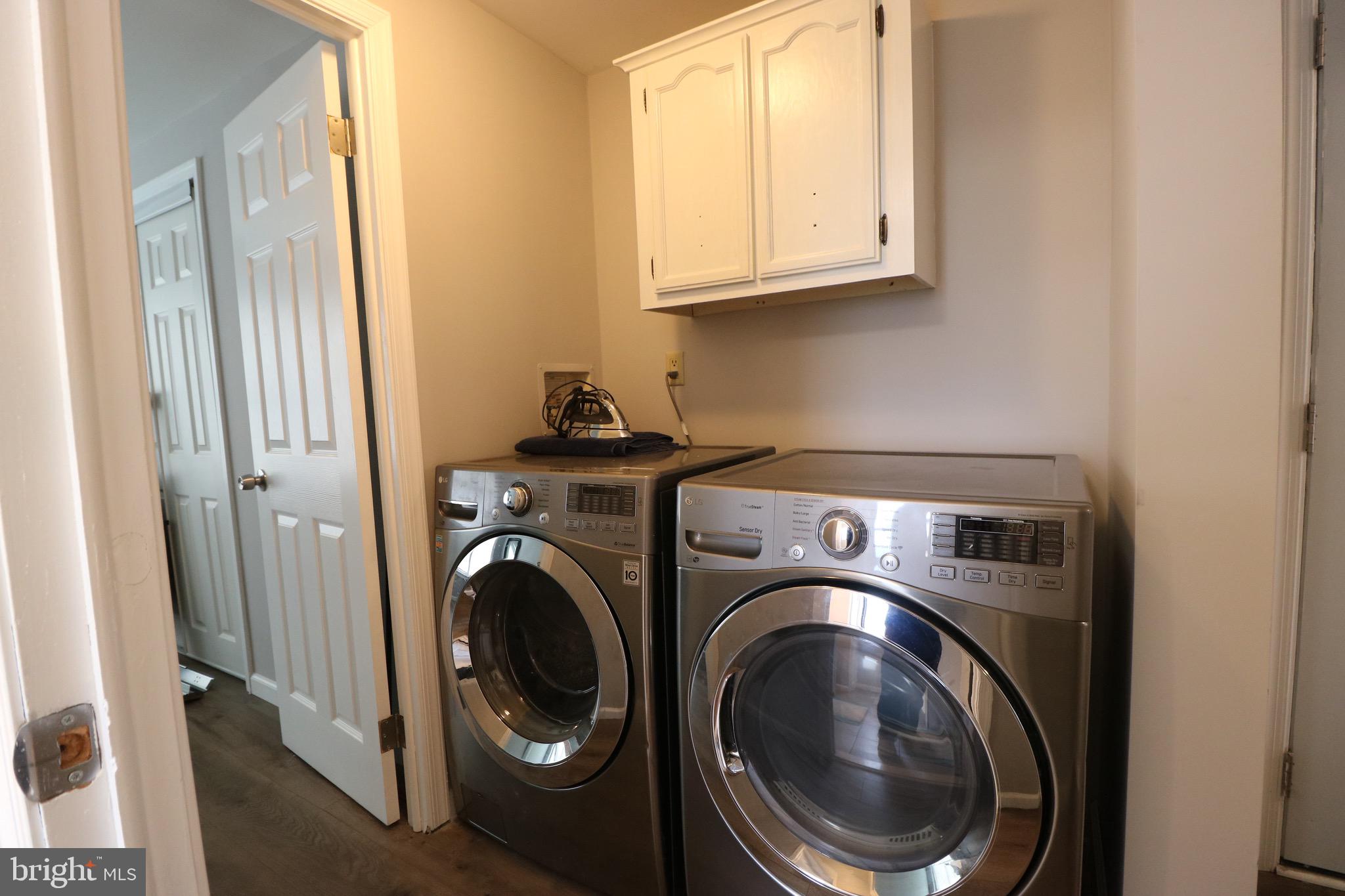 MIDDLE RIVER - Residential