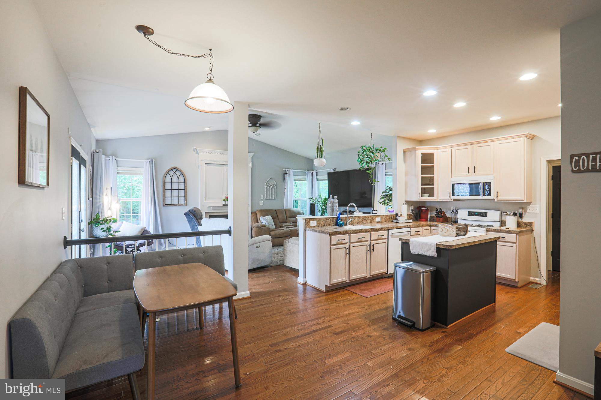 SPRINGRIDGE - Residential Lease