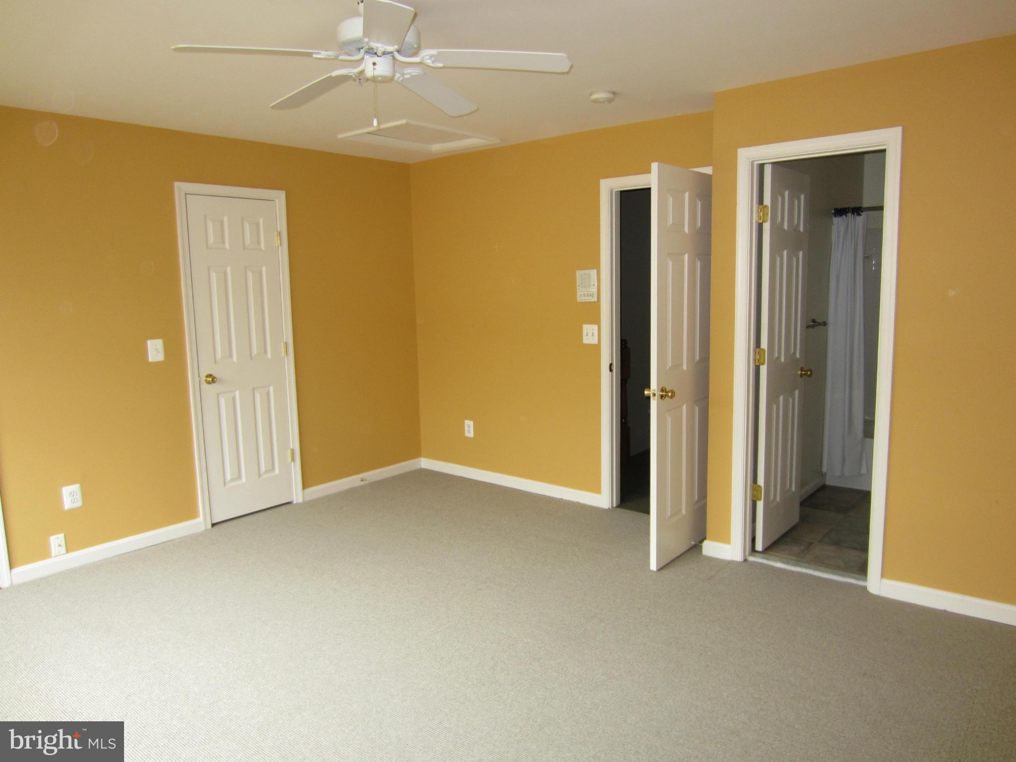 TOWNES AT CAMERON PARKE - Residential Lease