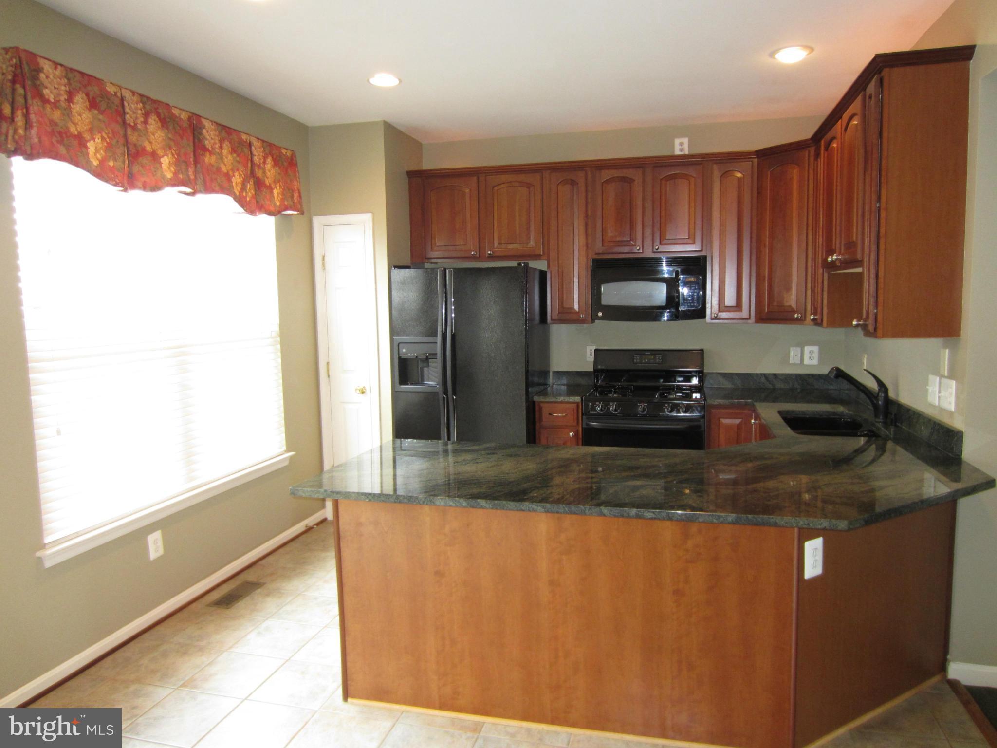 TOWNES AT CAMERON PARKE - Residential Lease