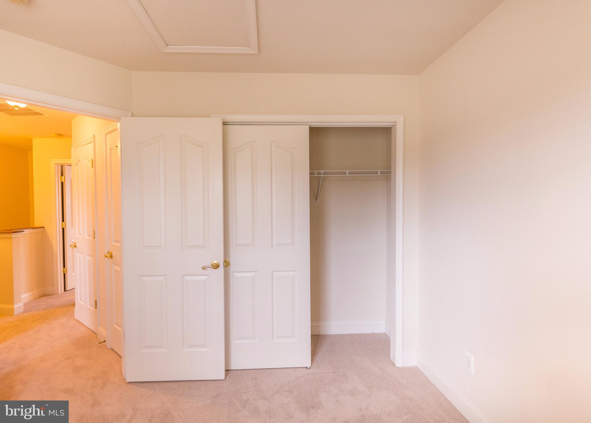 MONMOUTH MEADOWS - Residential