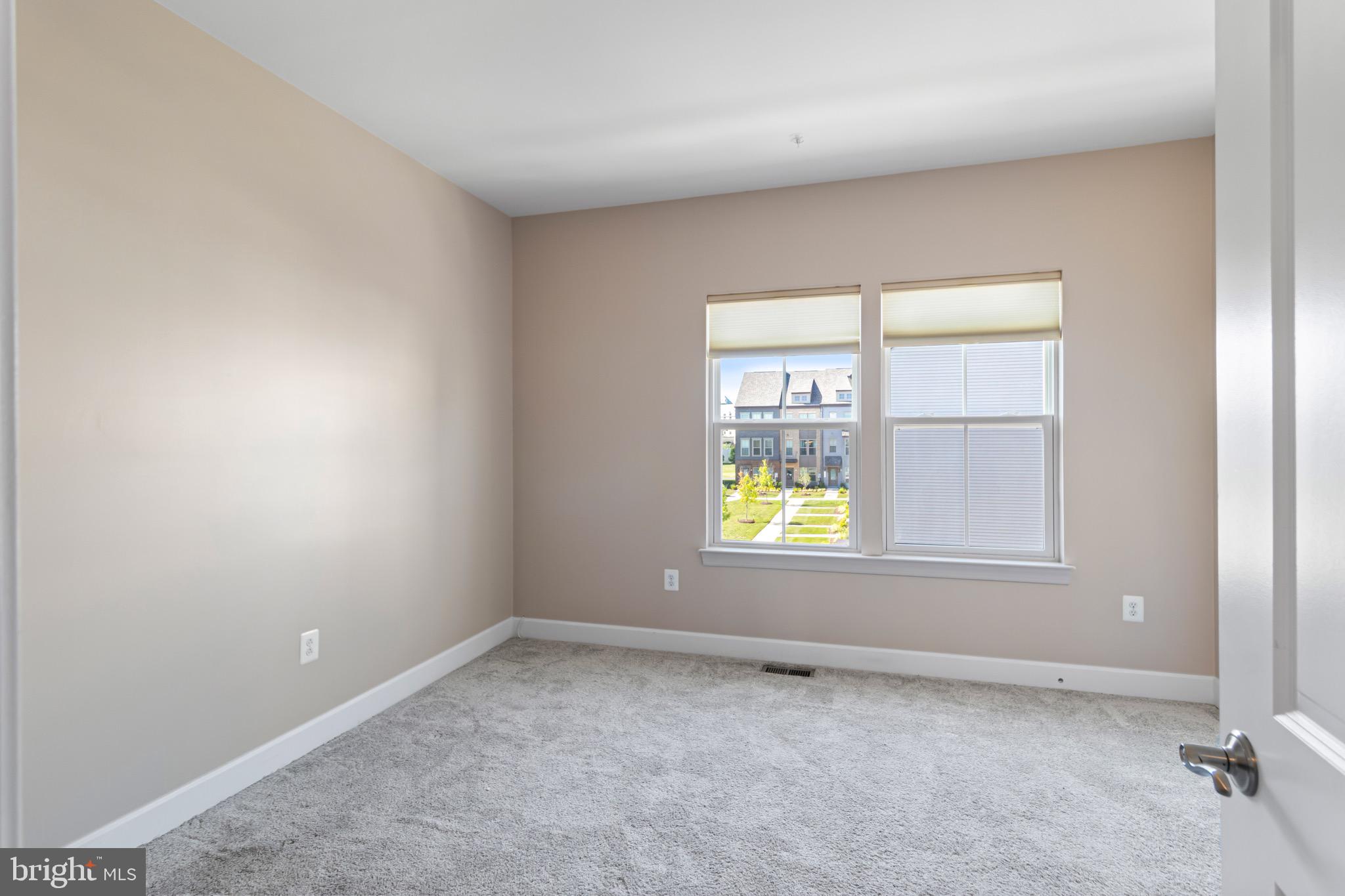 CAPITAL COURT - Residential Lease