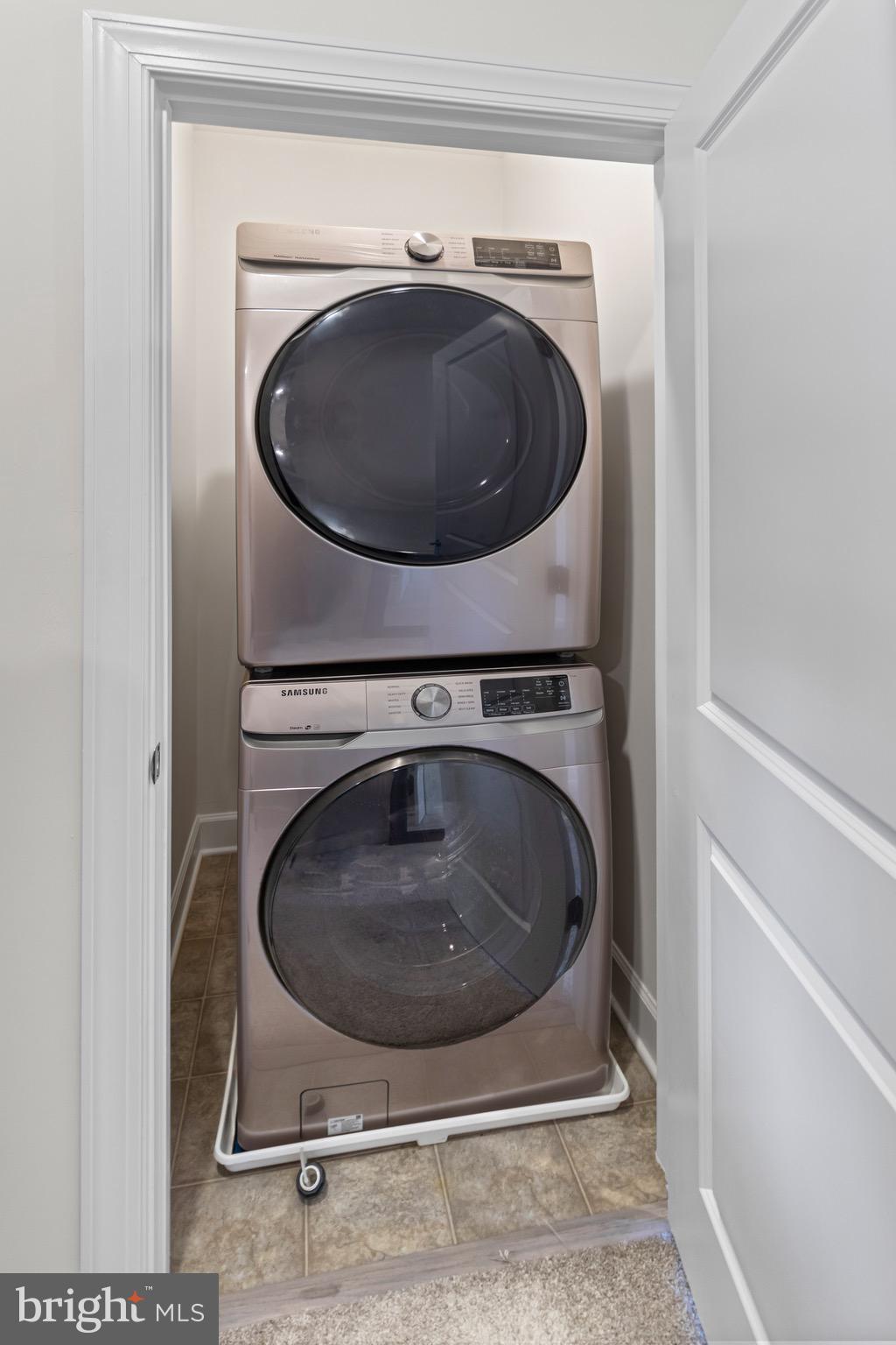 CAPITAL COURT - Residential Lease