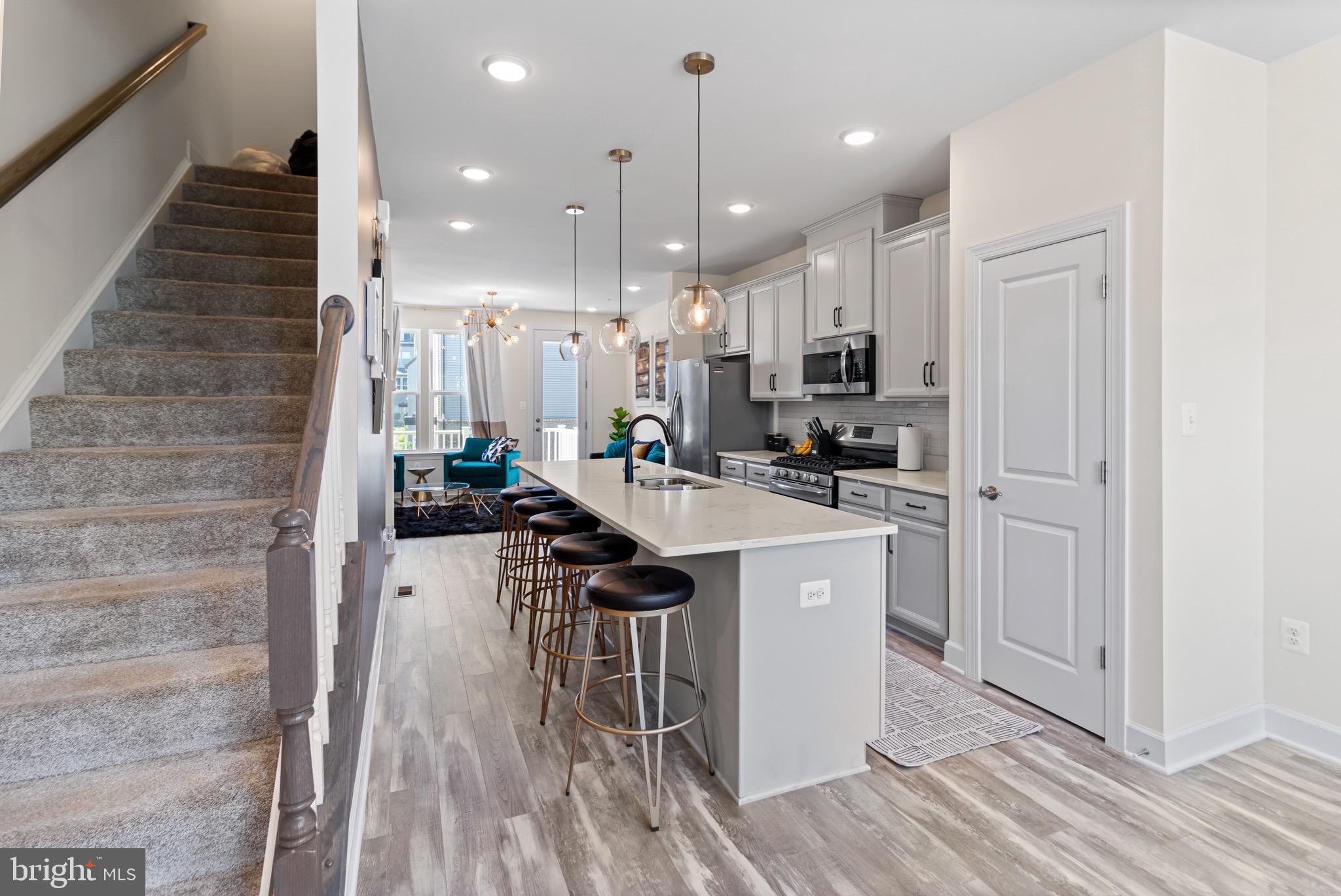 CAPITAL COURT - Residential Lease