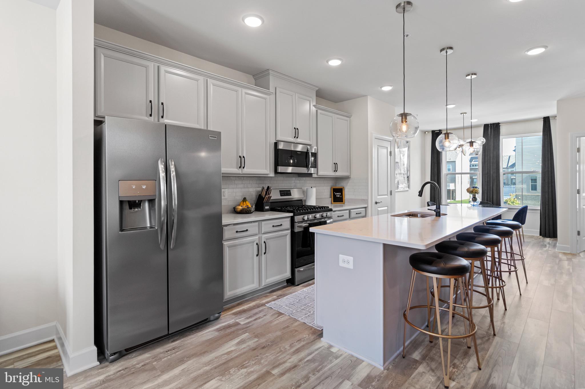 CAPITAL COURT - Residential Lease