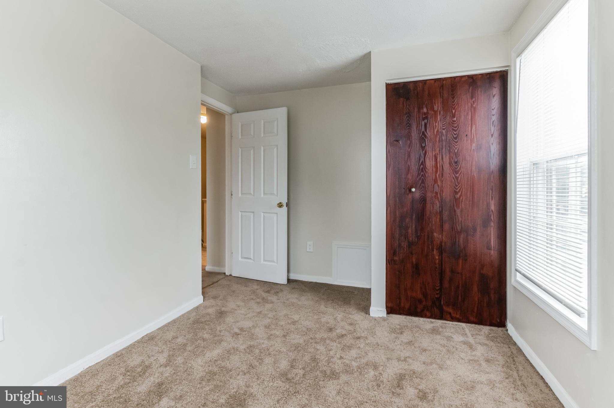 SANDTOWN-WINCHESTER - Residential