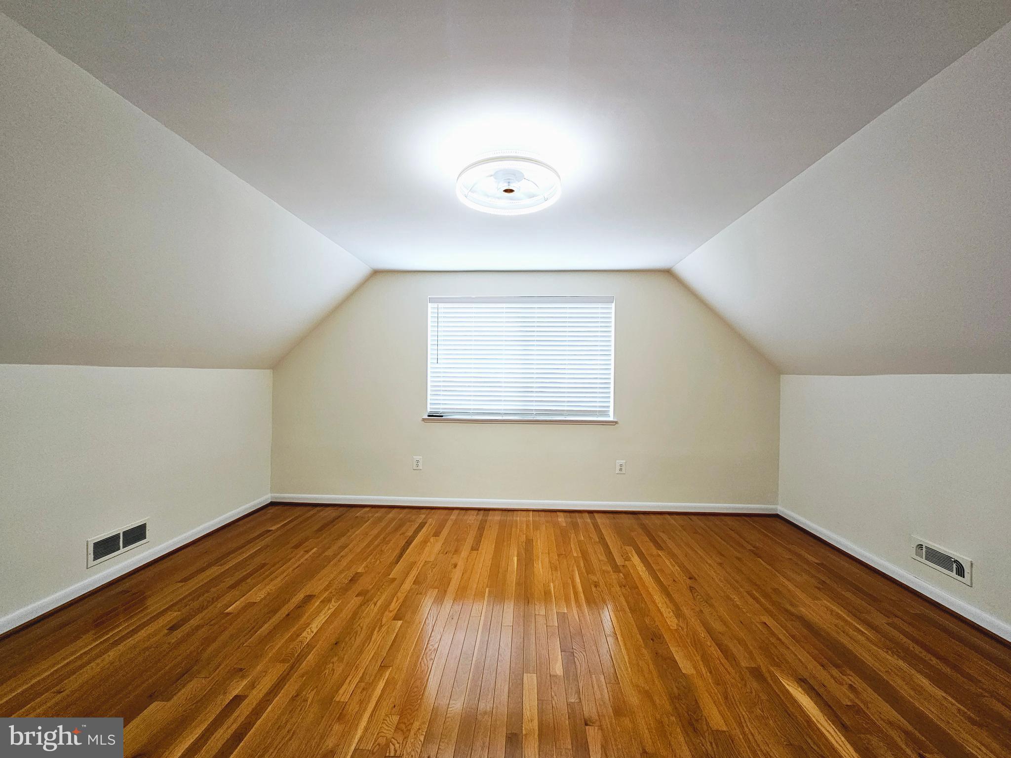 WESTVIEW PARK - Residential