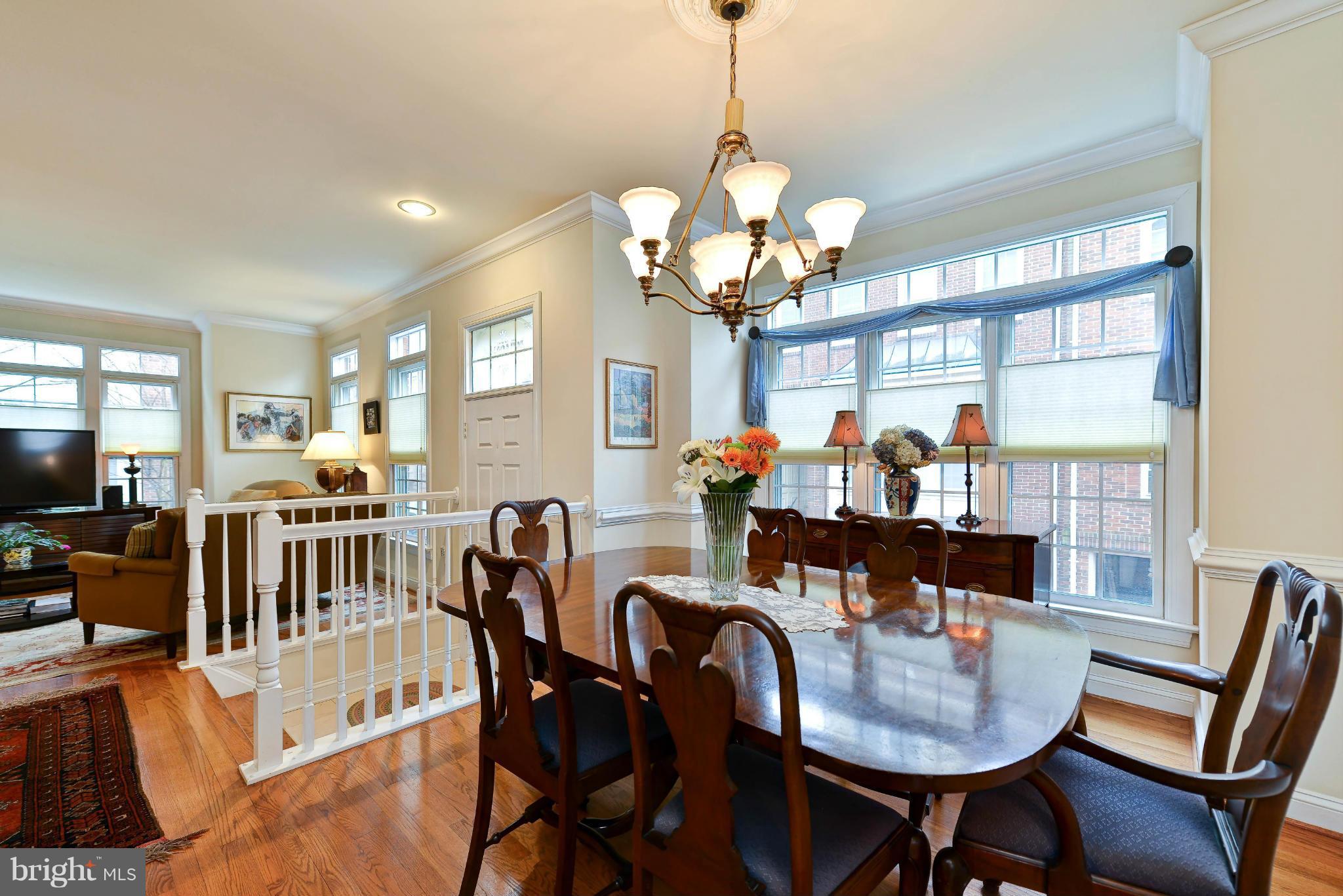 RIVERGATE - Residential