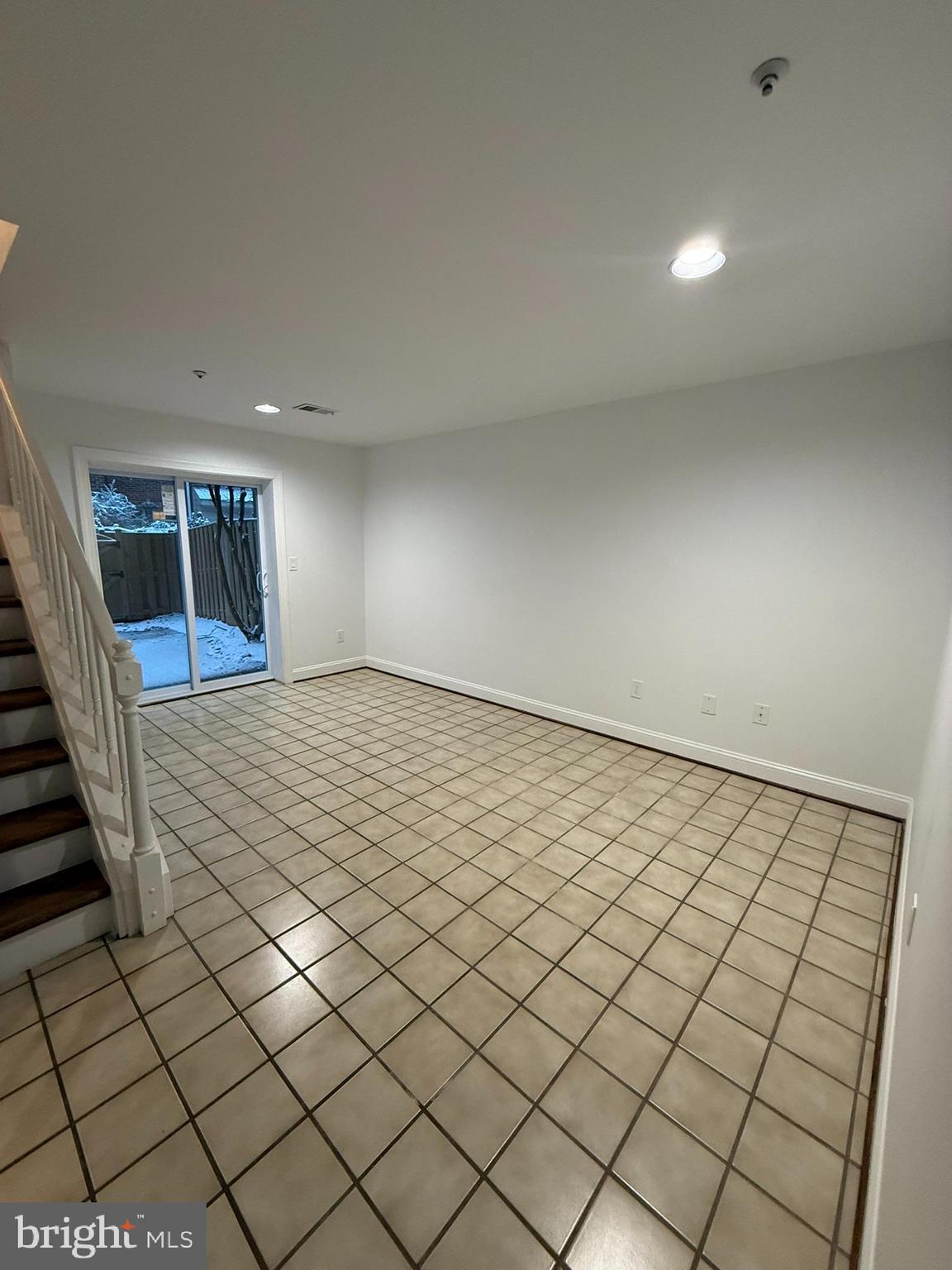 HIGHGATE - Residential Lease