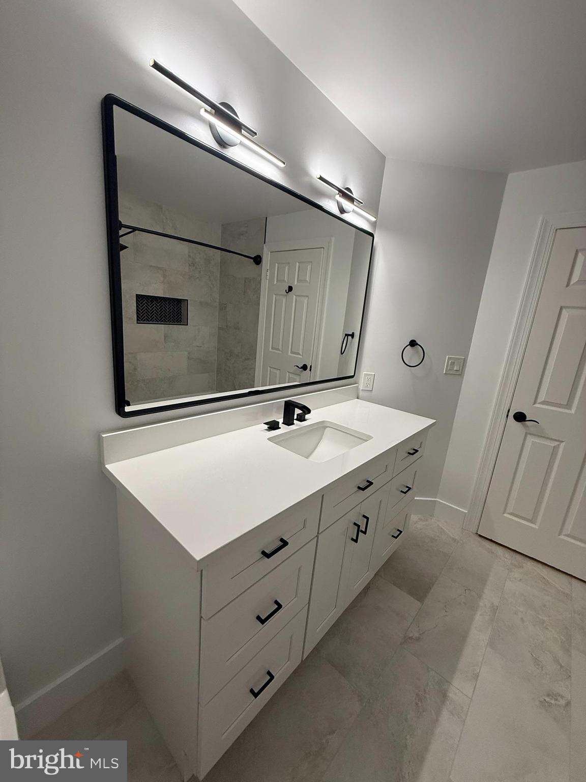 HIGHGATE - Residential Lease