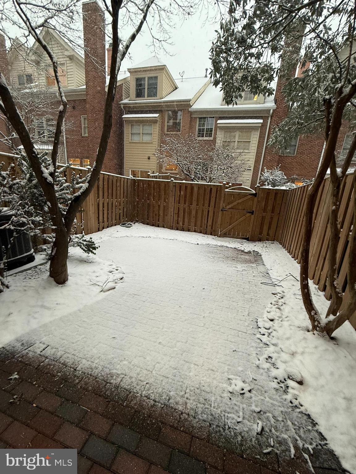 HIGHGATE - Residential Lease