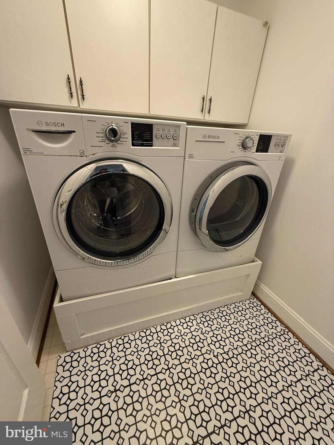 HIGHGATE - Residential Lease