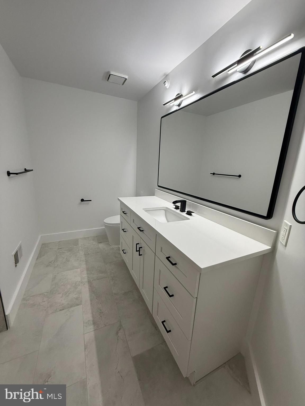 HIGHGATE - Residential Lease