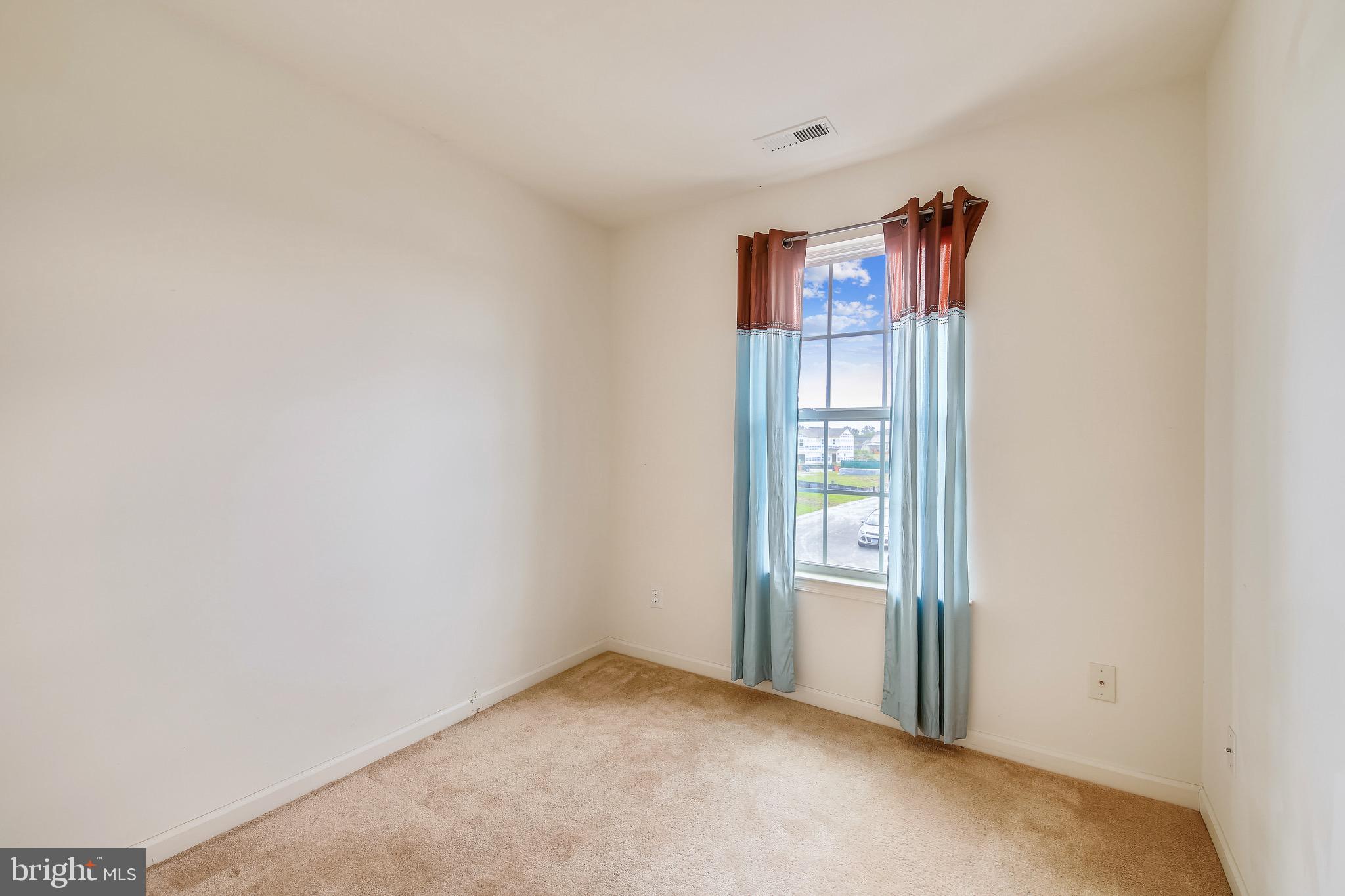 CEDAR COMMONS - Residential