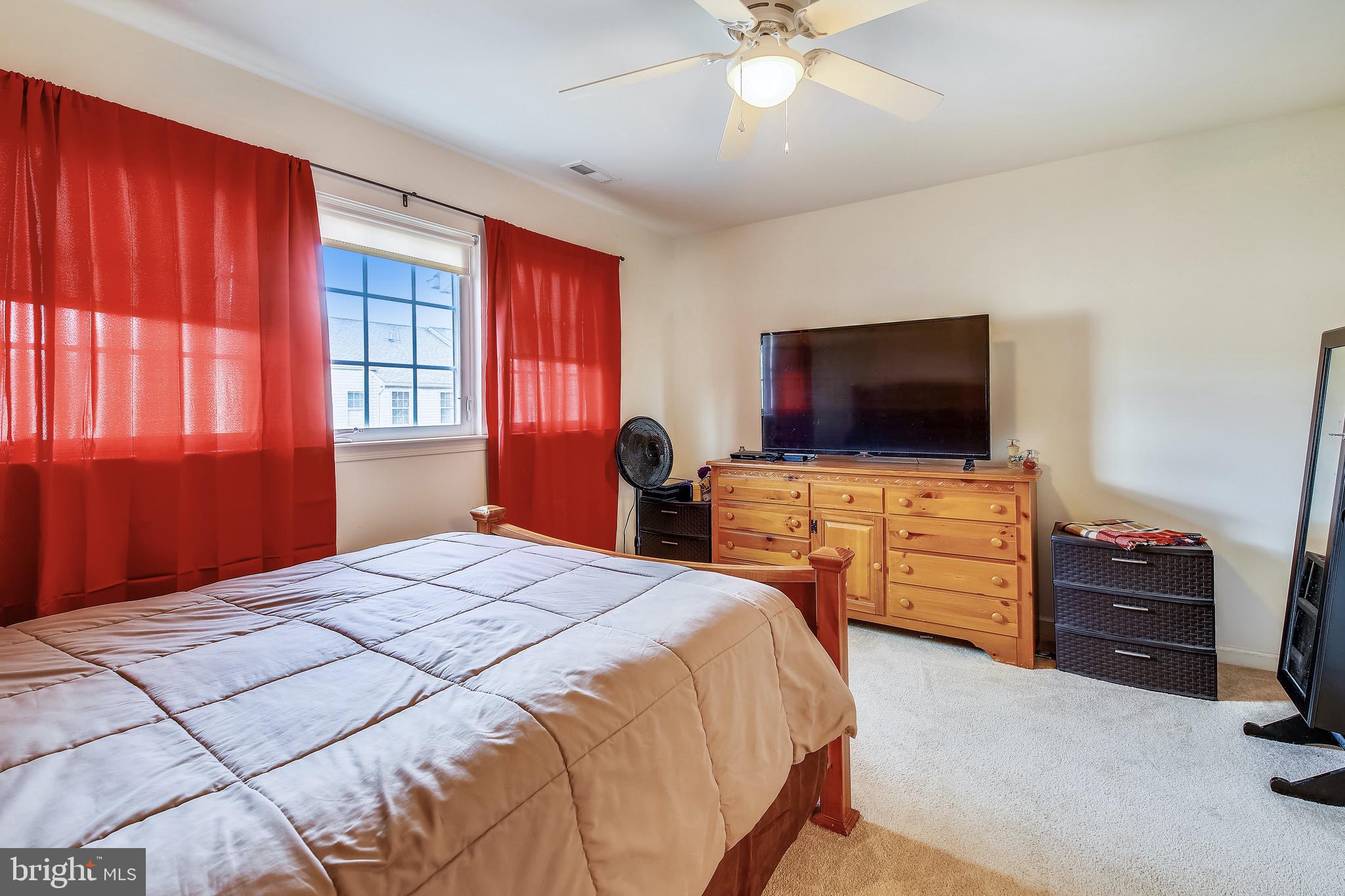 CEDAR COMMONS - Residential