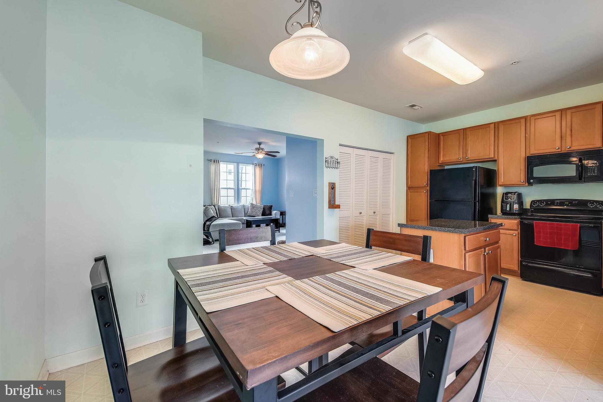 CEDAR COMMONS - Residential