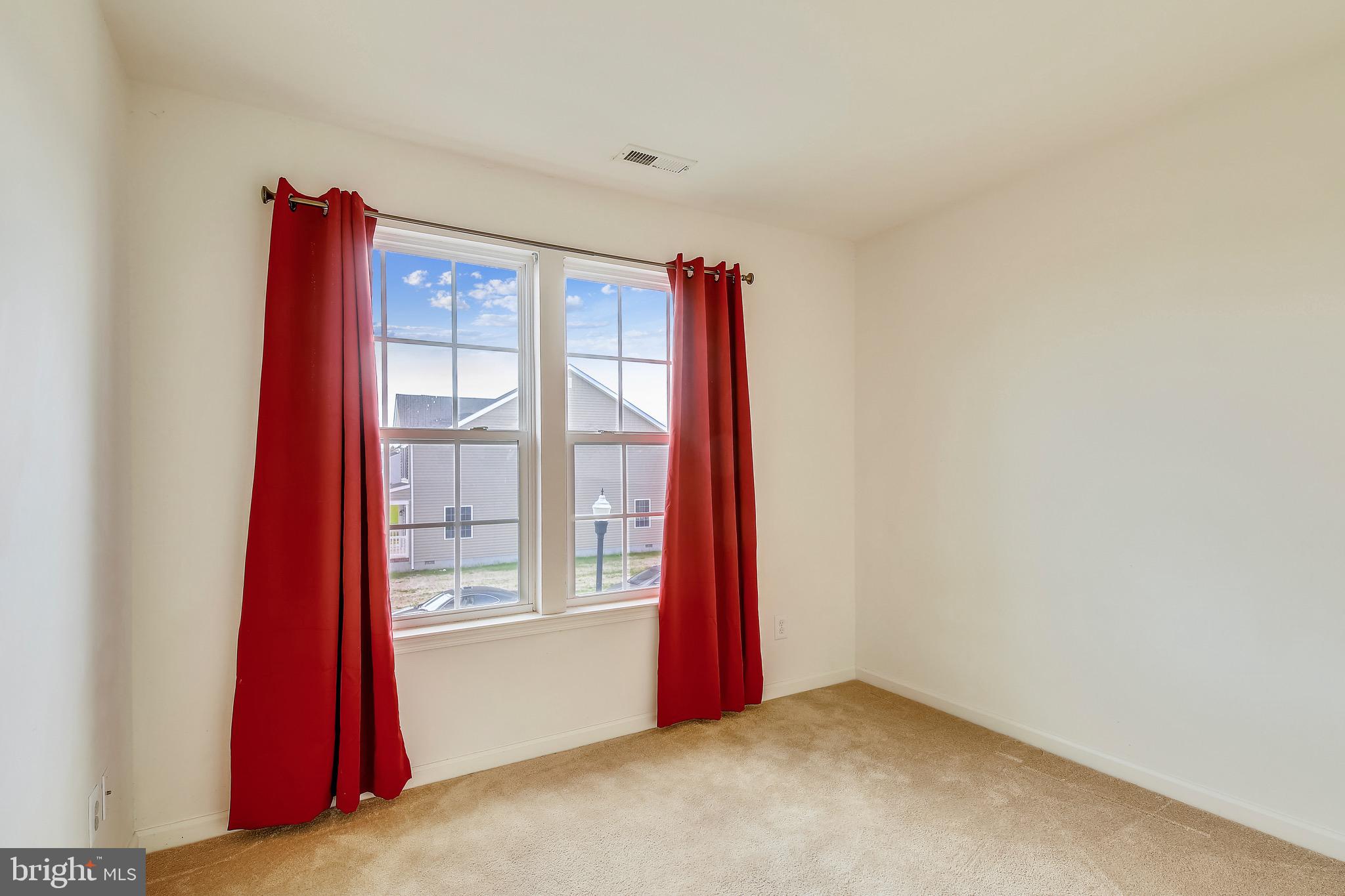 CEDAR COMMONS - Residential