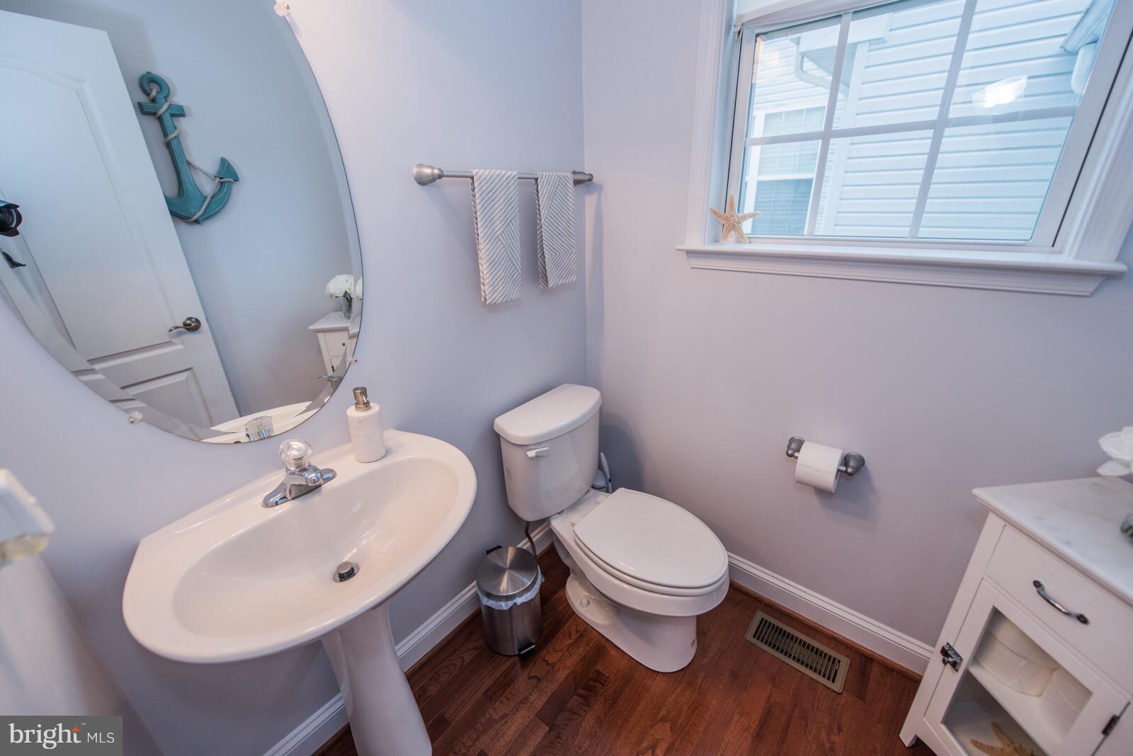 HAMMONDS MILL - Residential