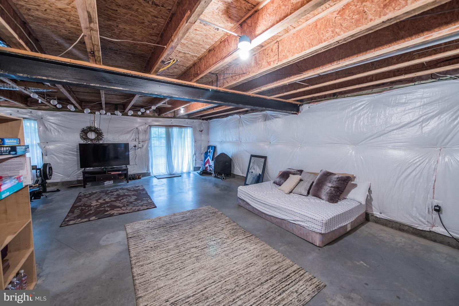 HAMMONDS MILL - Residential