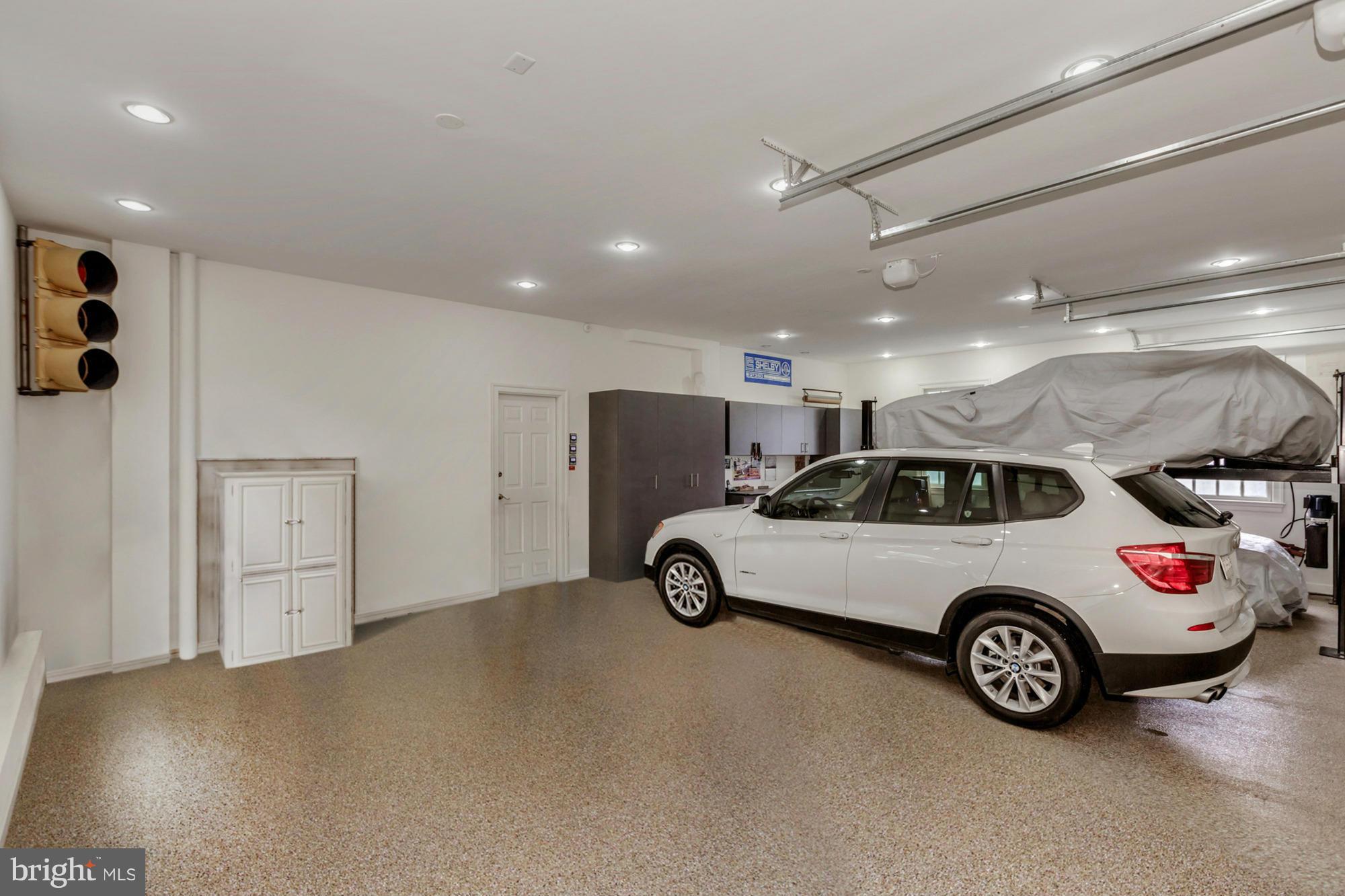 SWINKS MILL WOODS - Residential