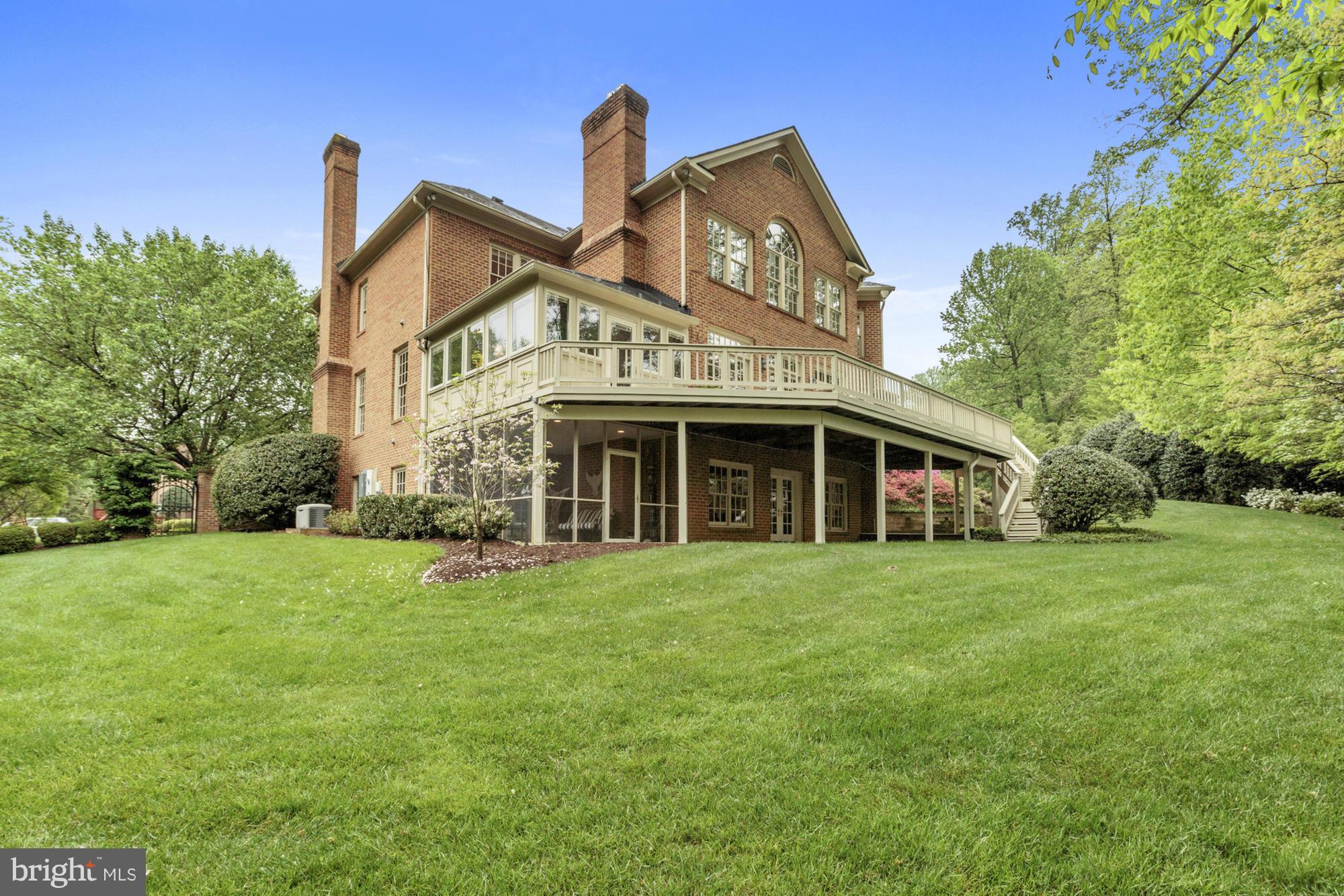 SWINKS MILL WOODS - Residential