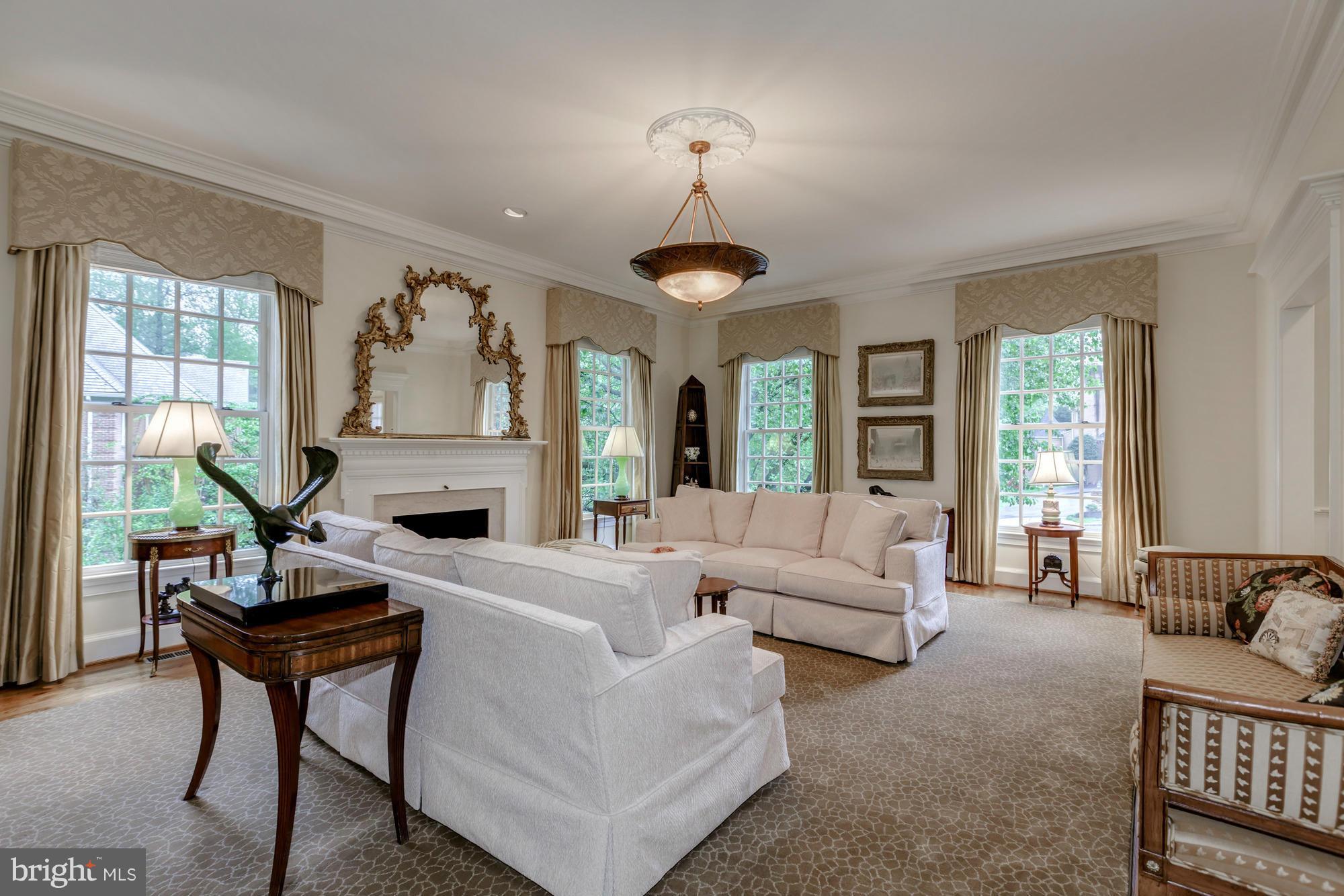 SWINKS MILL WOODS - Residential