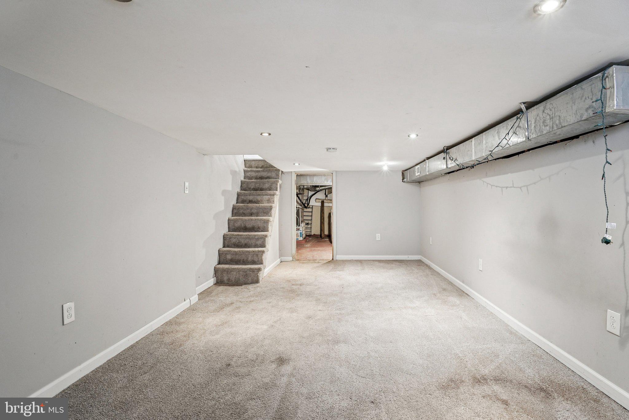 LOWER MOYAMENSING - Residential