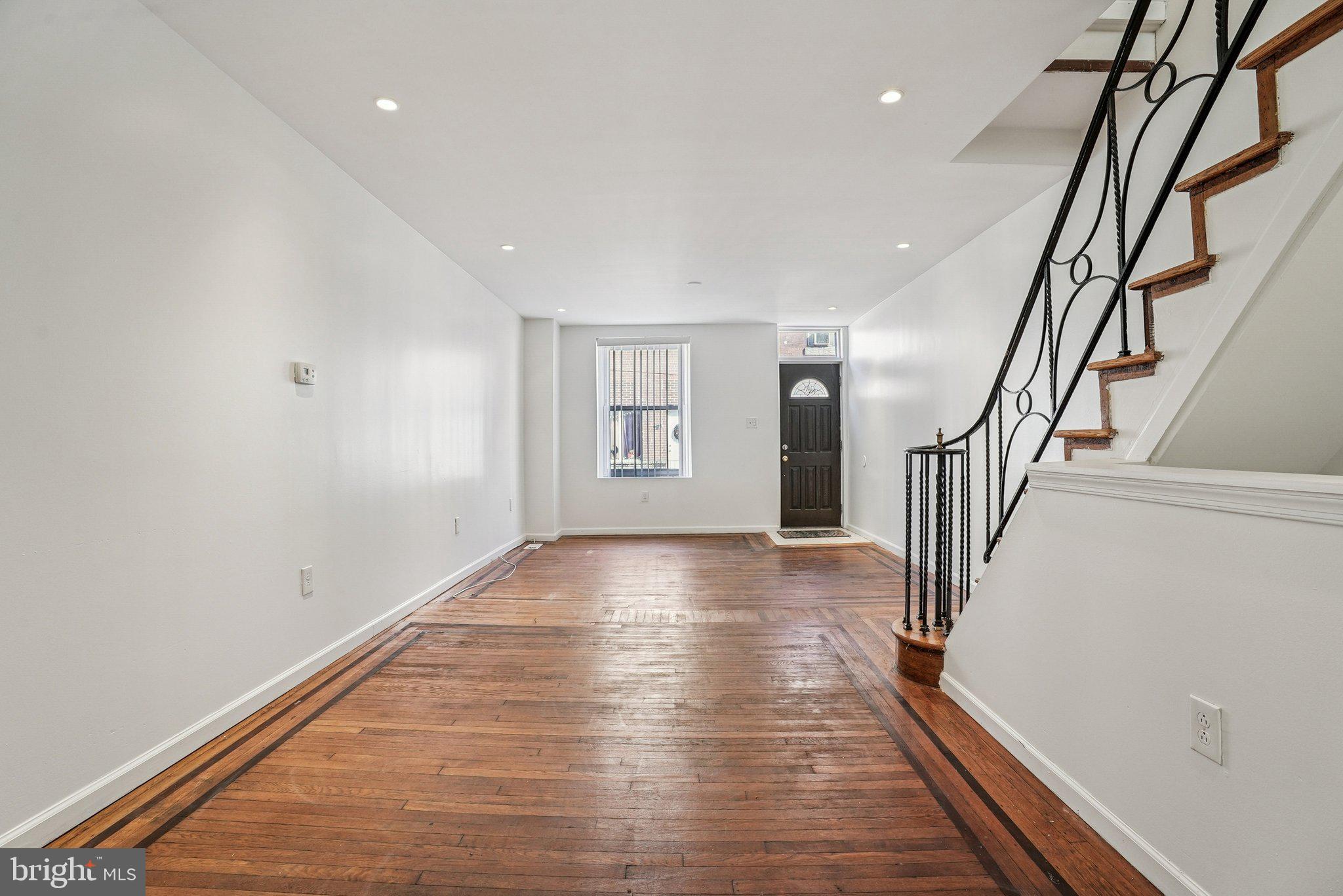 LOWER MOYAMENSING - Residential