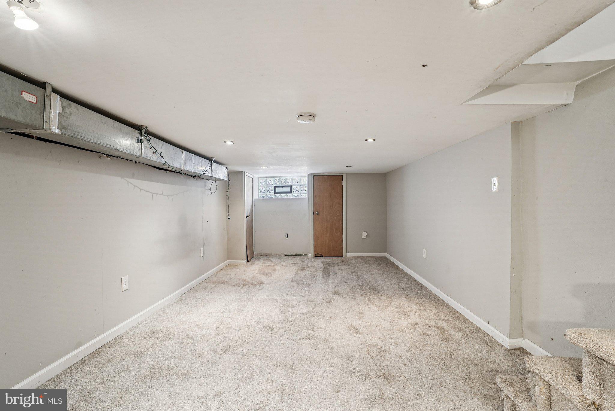 LOWER MOYAMENSING - Residential