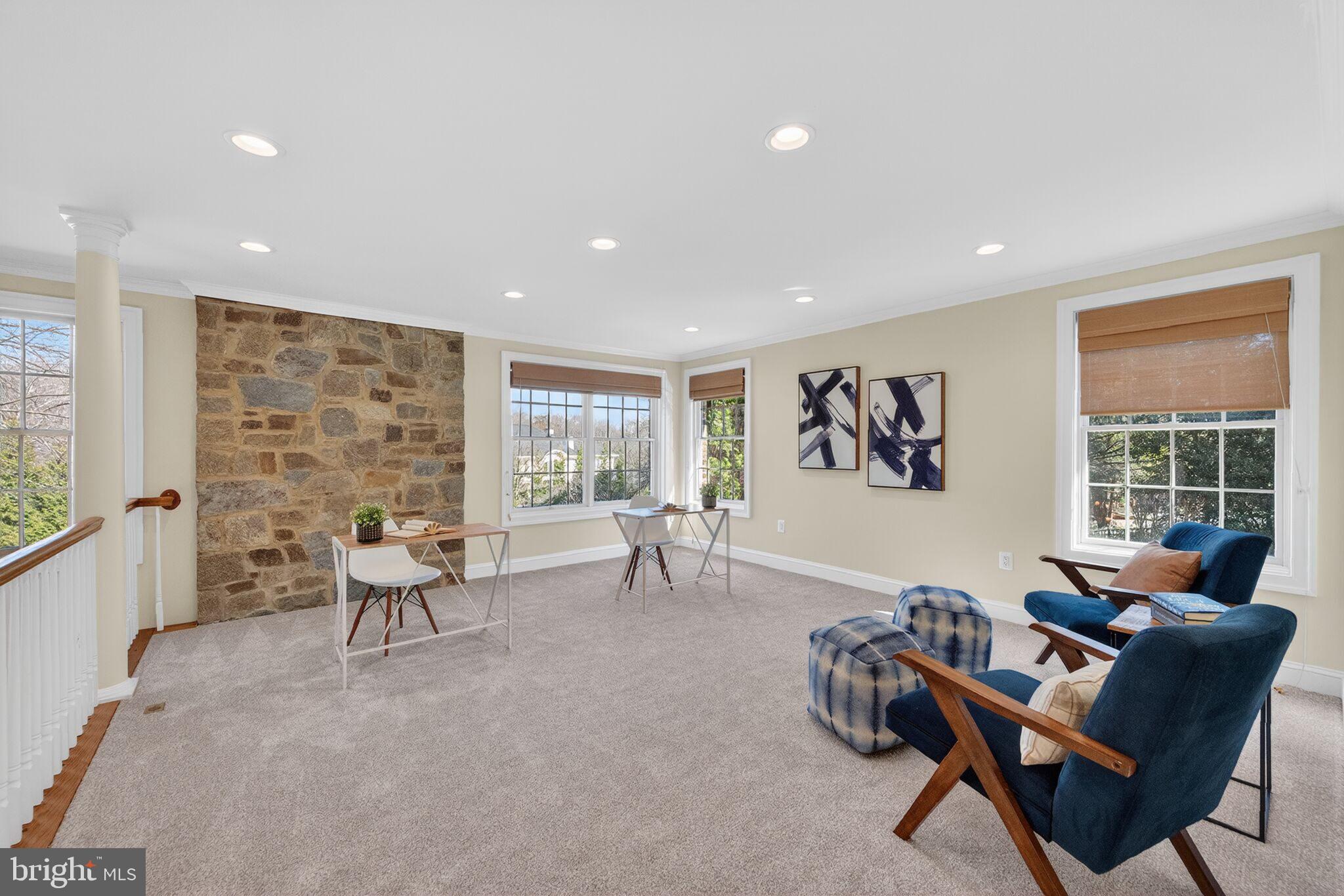 ELKINS - Residential