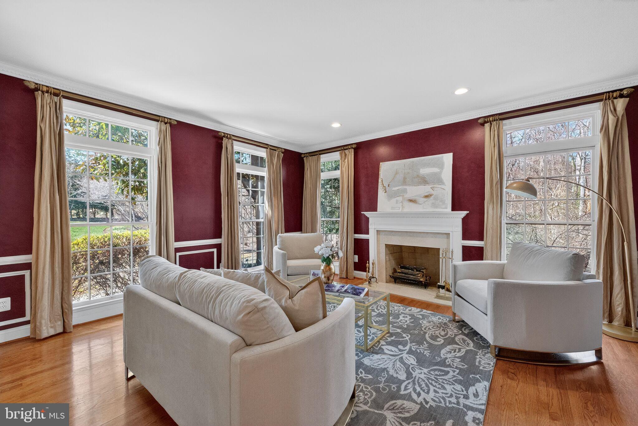 ELKINS - Residential