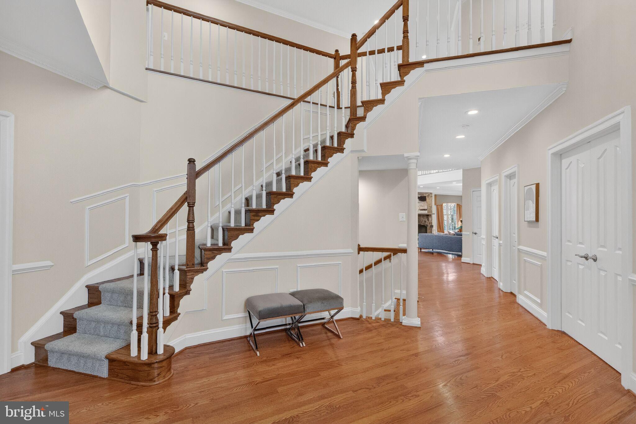 ELKINS - Residential