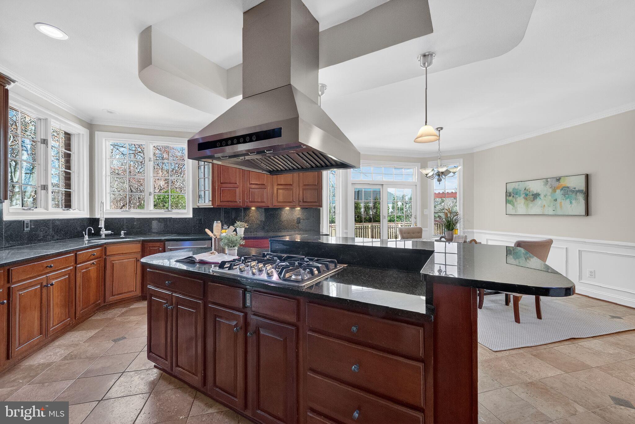 ELKINS - Residential