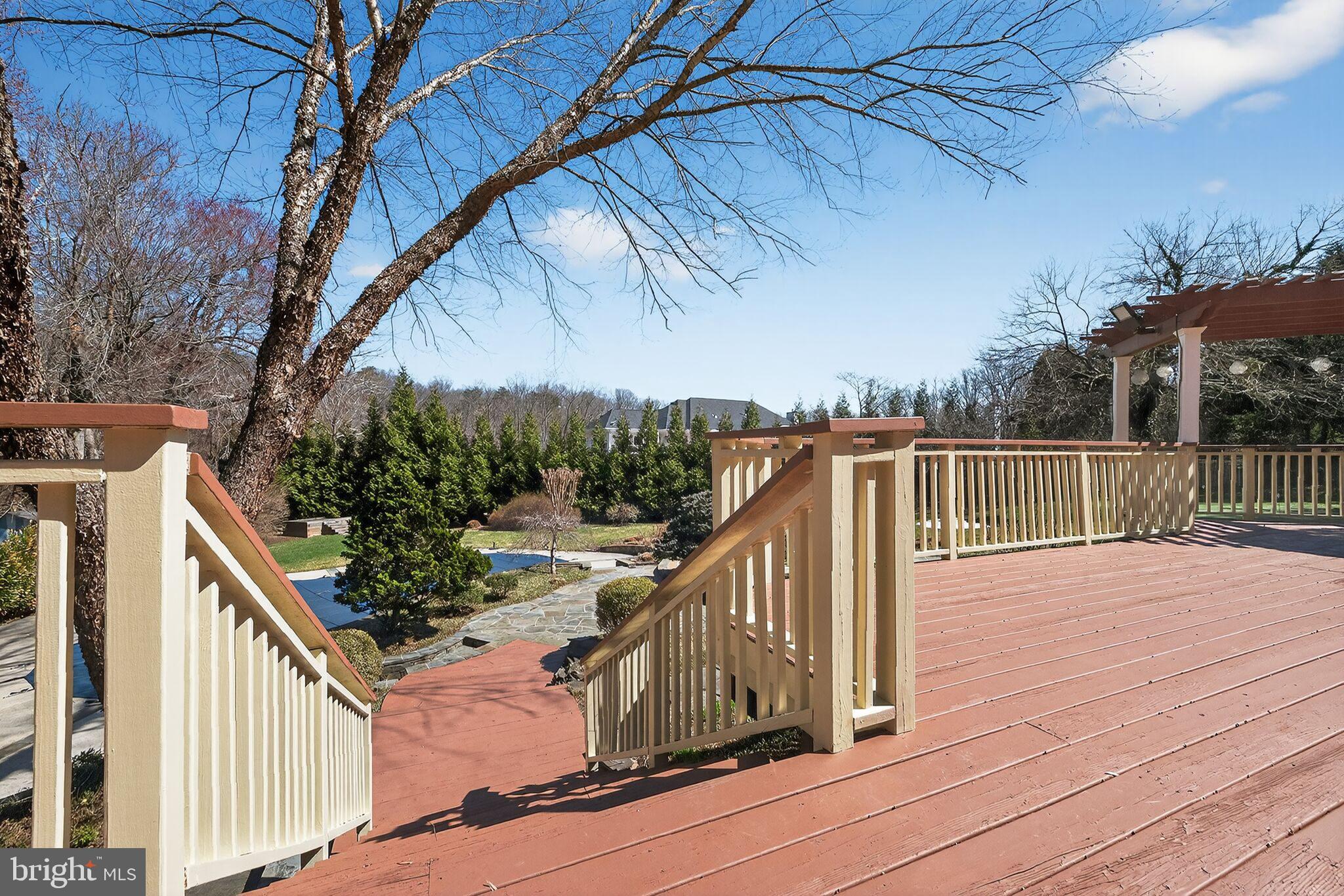 ELKINS - Residential